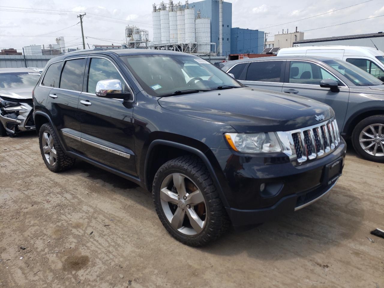 Photo 3 VIN: 1C4RJFCT1DC636315 - JEEP GRAND CHEROKEE 