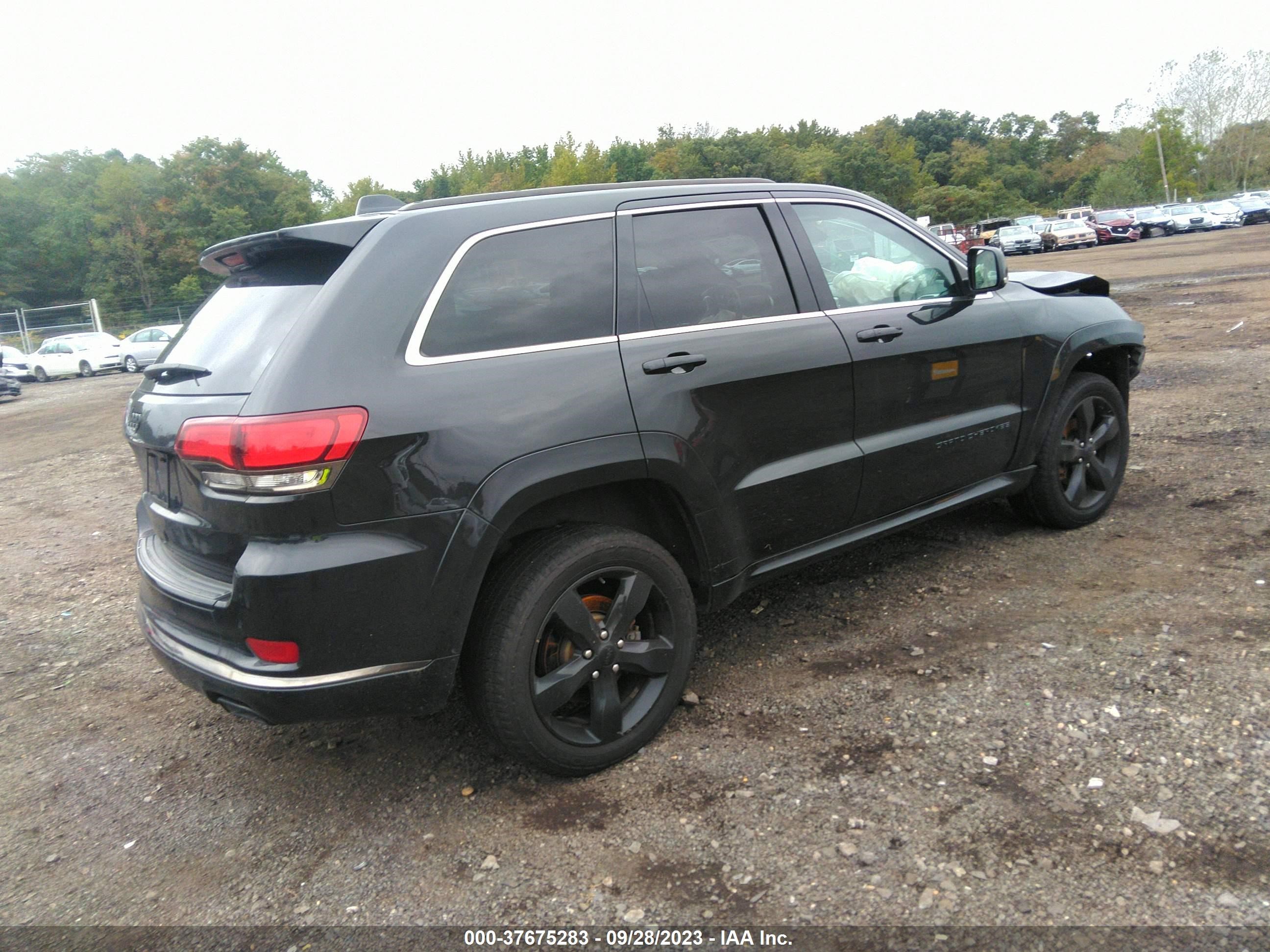 Photo 3 VIN: 1C4RJFCT2FC124291 - JEEP GRAND CHEROKEE 