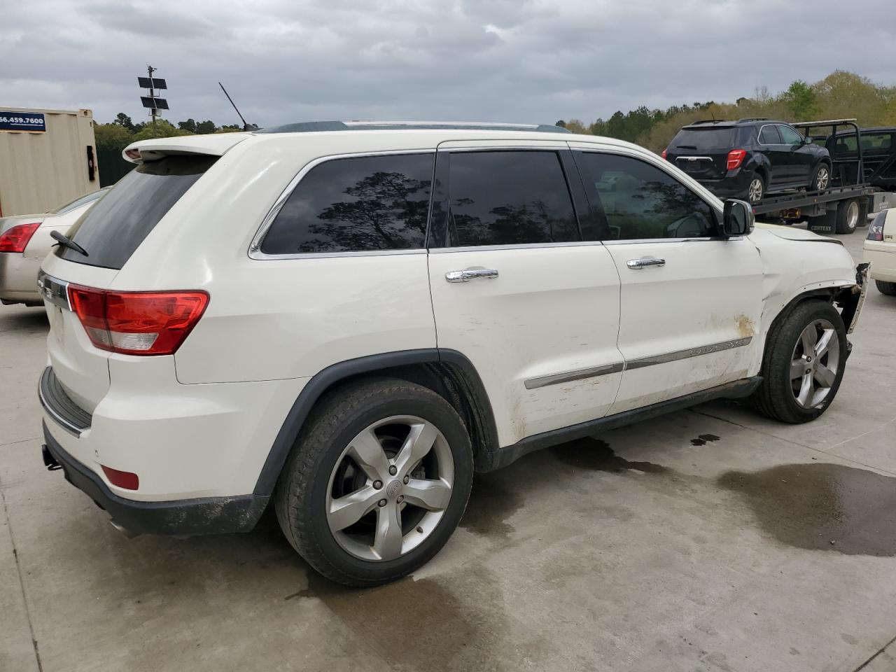 Photo 2 VIN: 1C4RJFCT3CC222029 - JEEP GRAND CHEROKEE 