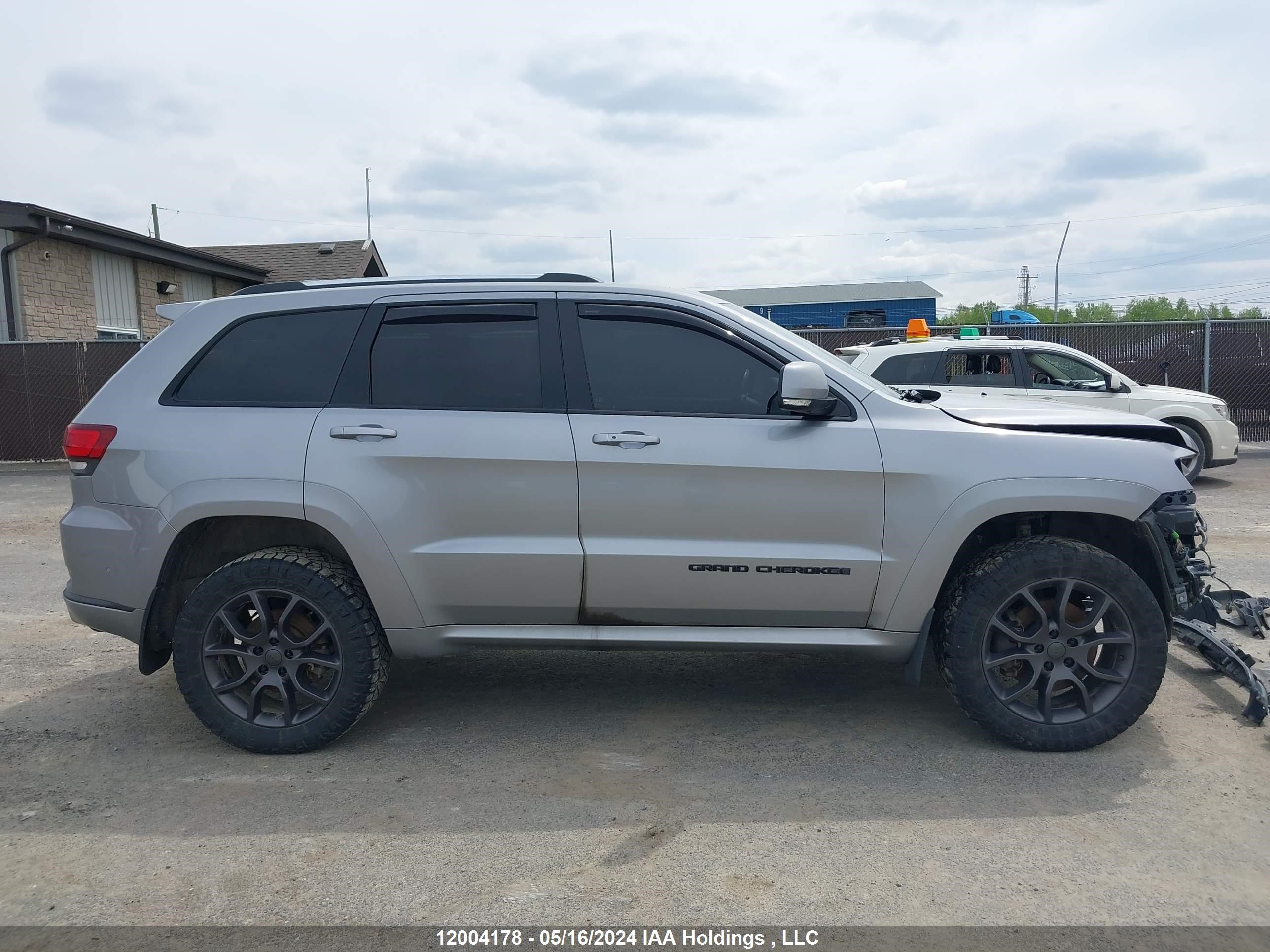 Photo 13 VIN: 1C4RJFCT7LC345025 - JEEP GRAND CHEROKEE 