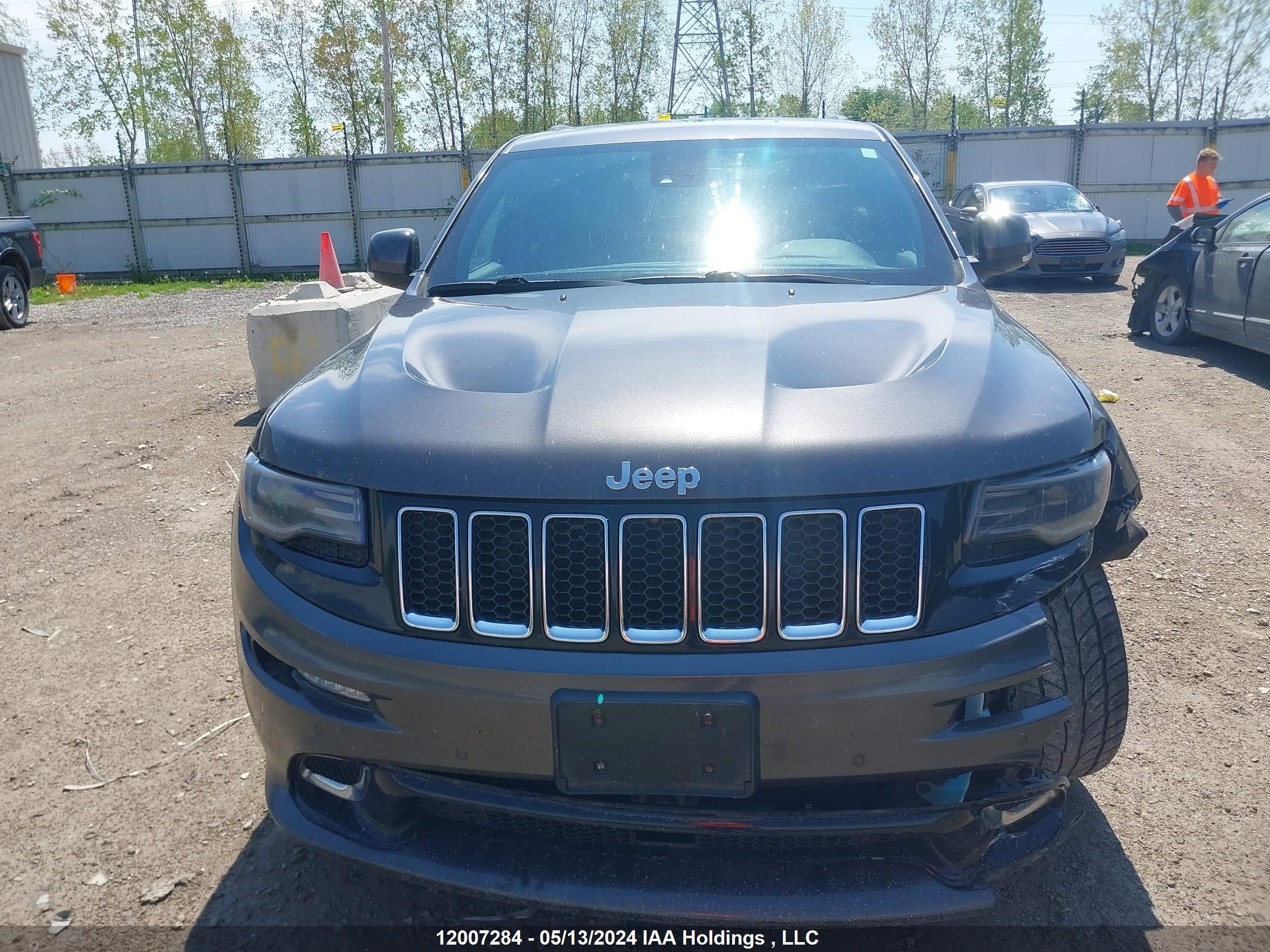 Photo 11 VIN: 1C4RJFDJ1EC189306 - JEEP GRAND CHEROKEE 