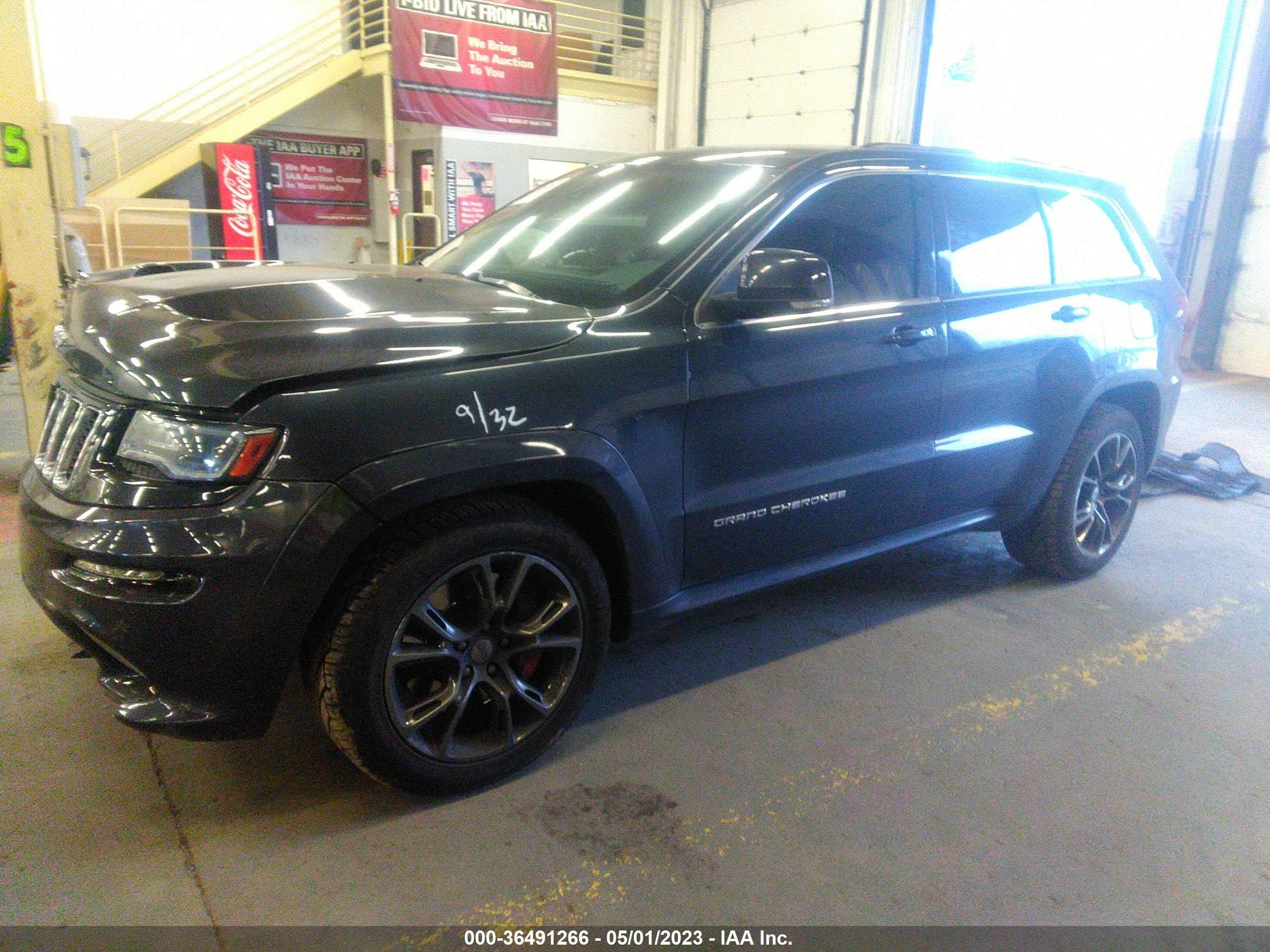 Photo 1 VIN: 1C4RJFDJ5EC281857 - JEEP GRAND CHEROKEE 