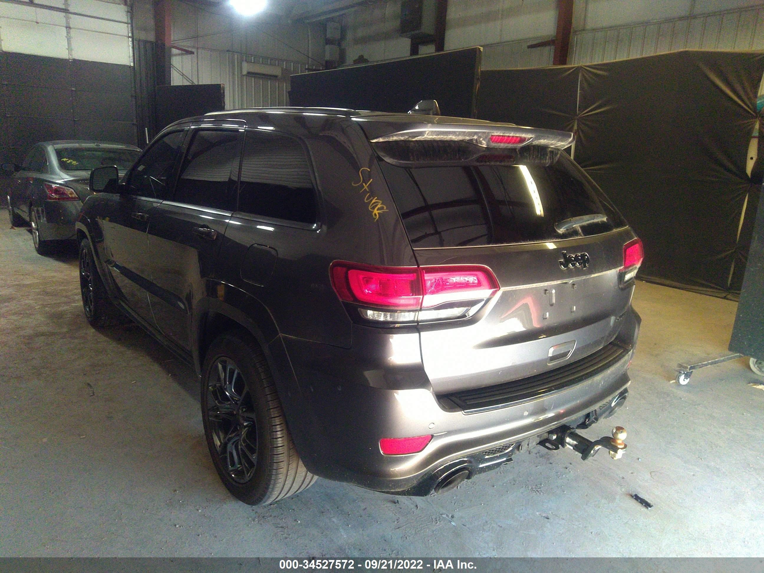 Photo 2 VIN: 1C4RJFDJ6FC215514 - JEEP GRAND CHEROKEE 