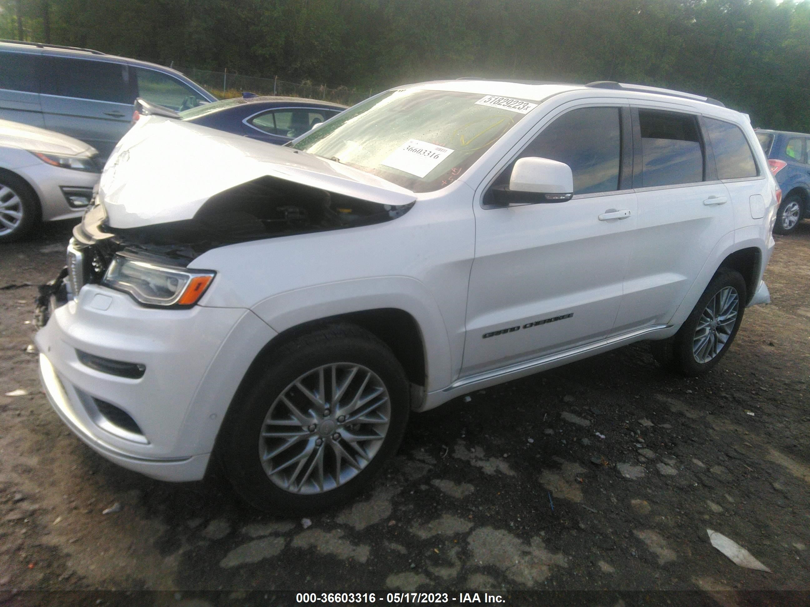 Photo 1 VIN: 1C4RJFJG8HC914560 - JEEP GRAND CHEROKEE 