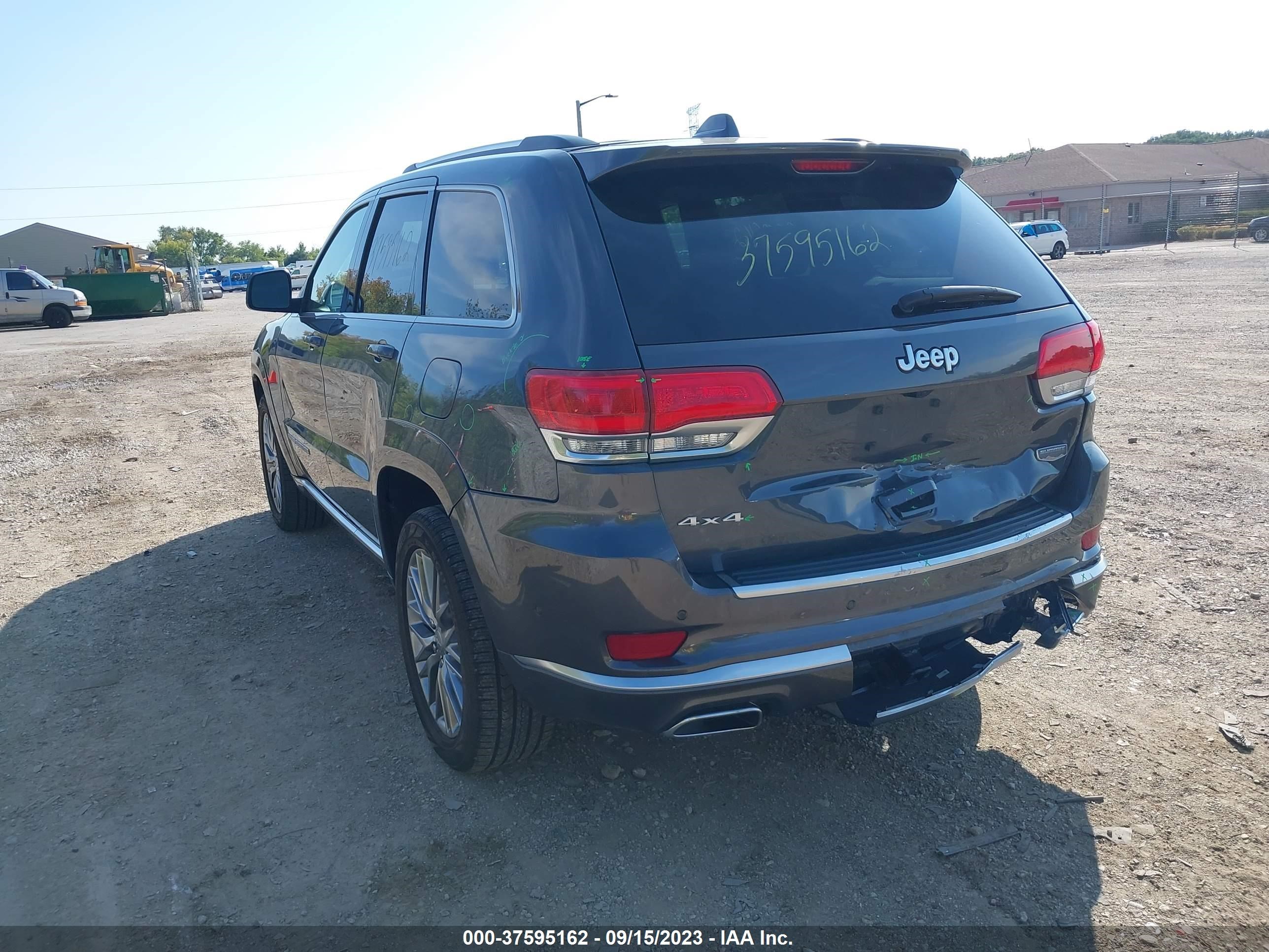 Photo 2 VIN: 1C4RJFJGXJC350285 - JEEP GRAND CHEROKEE 