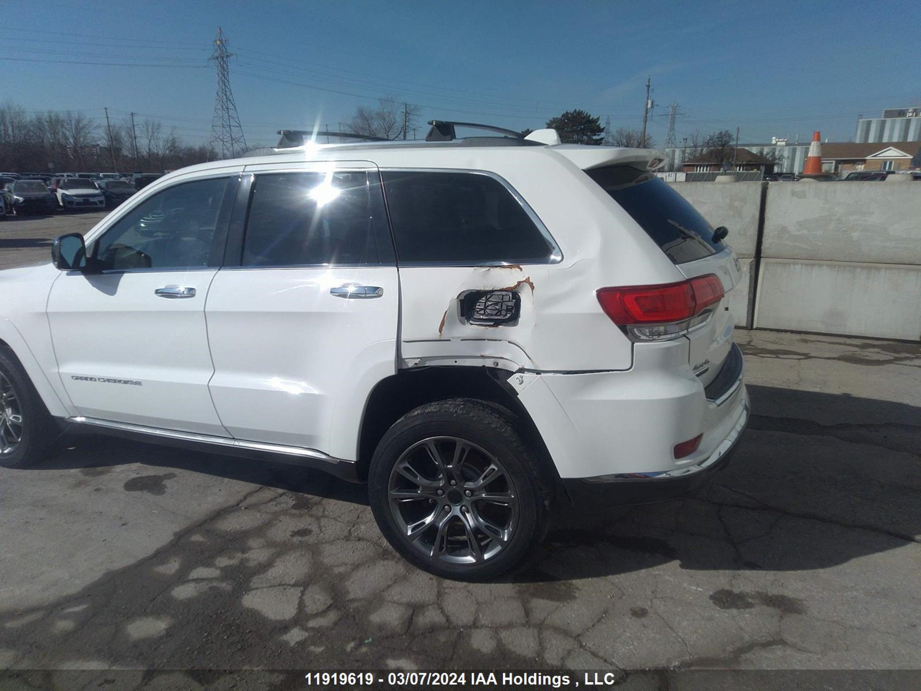 Photo 5 VIN: 1C4RJFJM3EC482803 - JEEP GRAND CHEROKEE 