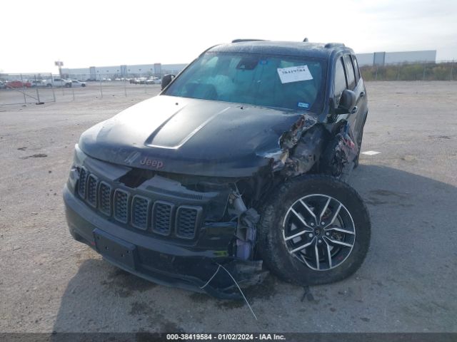 Photo 5 VIN: 1C4RJFLG8JC106843 - JEEP GRAND CHEROKEE 