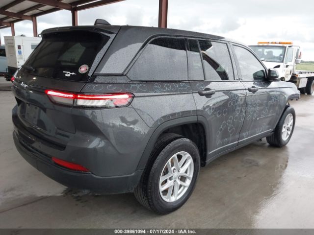 Photo 3 VIN: 1C4RJGAG4P8867633 - JEEP GRAND CHEROKEE 