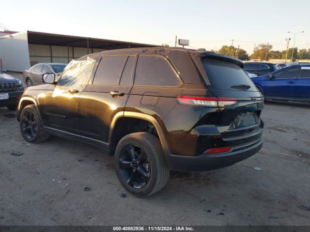 Photo 2 VIN: 1C4RJGAGXPC610070 - JEEP GRAND CHEROKEE 