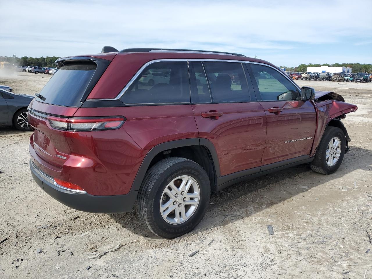 Photo 3 VIN: 1C4RJHAG0PC532999 - JEEP GRAND CHEROKEE 