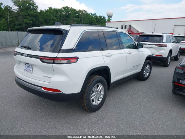 Photo 3 VIN: 1C4RJHAG2RC209301 - JEEP GRAND CHEROKEE 