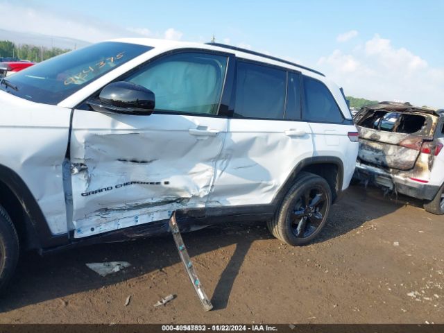 Photo 5 VIN: 1C4RJHAG3R8934375 - JEEP GRAND CHEROKEE 