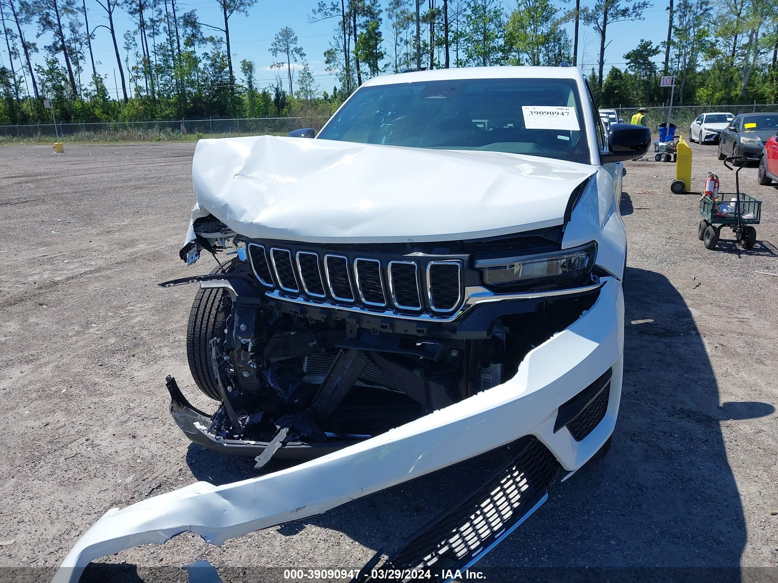 Photo 5 VIN: 1C4RJHAG5PC585830 - JEEP GRAND CHEROKEE 