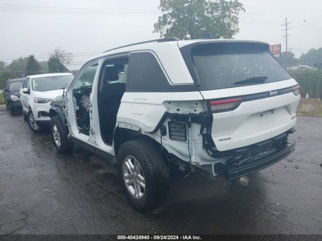 Photo 2 VIN: 1C4RJHAG7N8635658 - JEEP GRAND CHEROKEE 