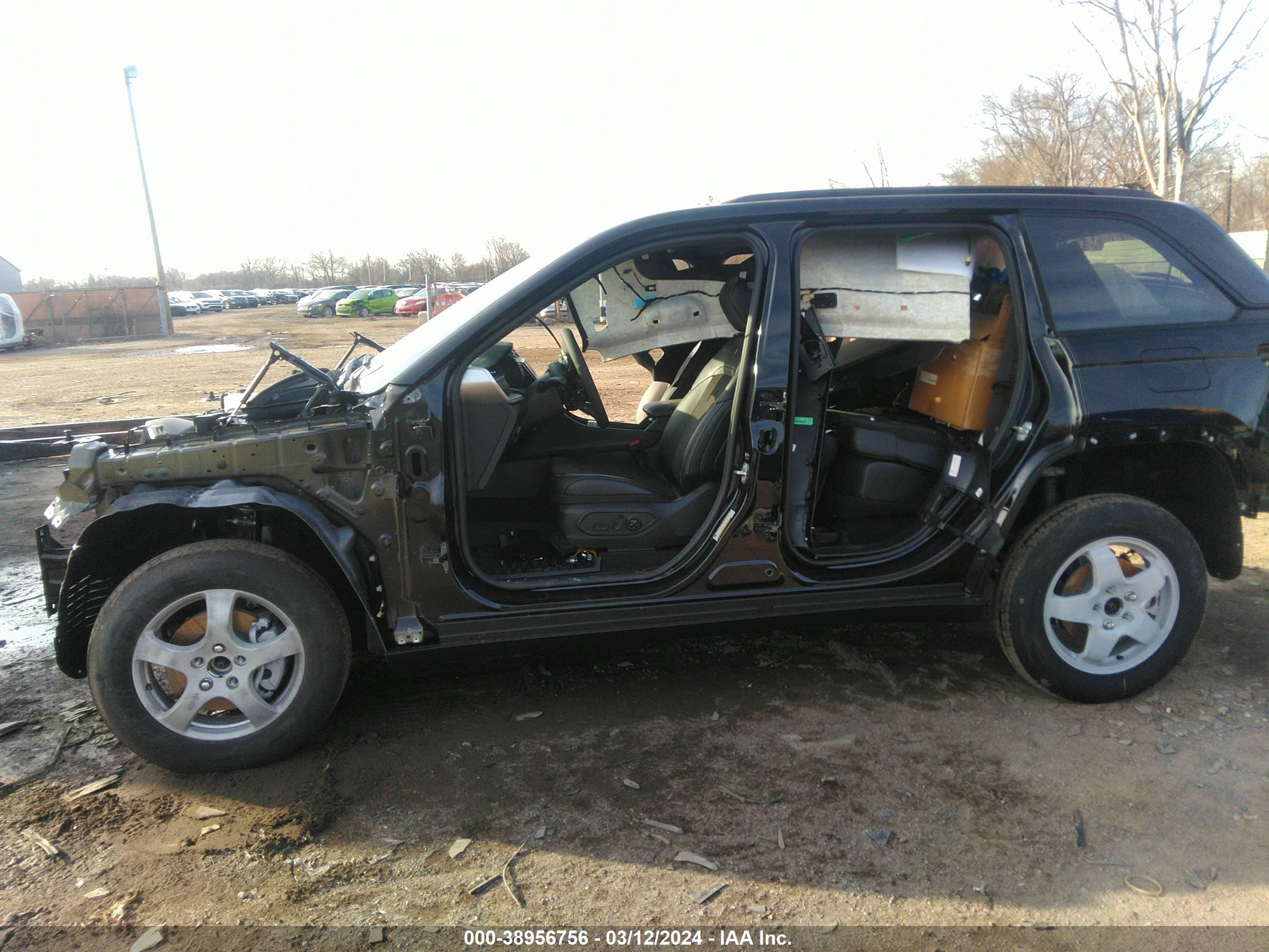 Photo 13 VIN: 1C4RJHAGXRC161997 - JEEP GRAND CHEROKEE 