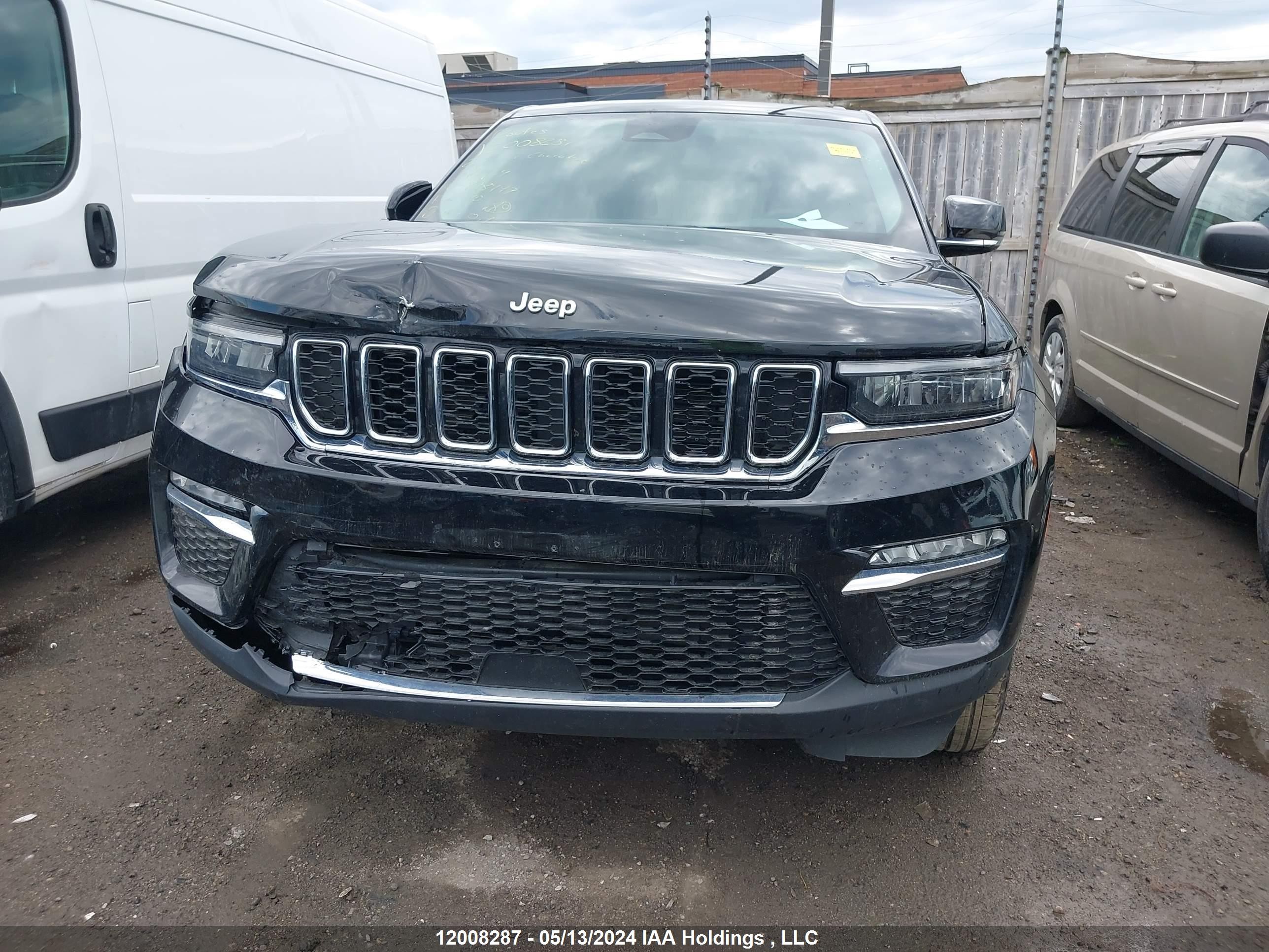 Photo 10 VIN: 1C4RJHBG4P8798947 - JEEP GRAND CHEROKEE 