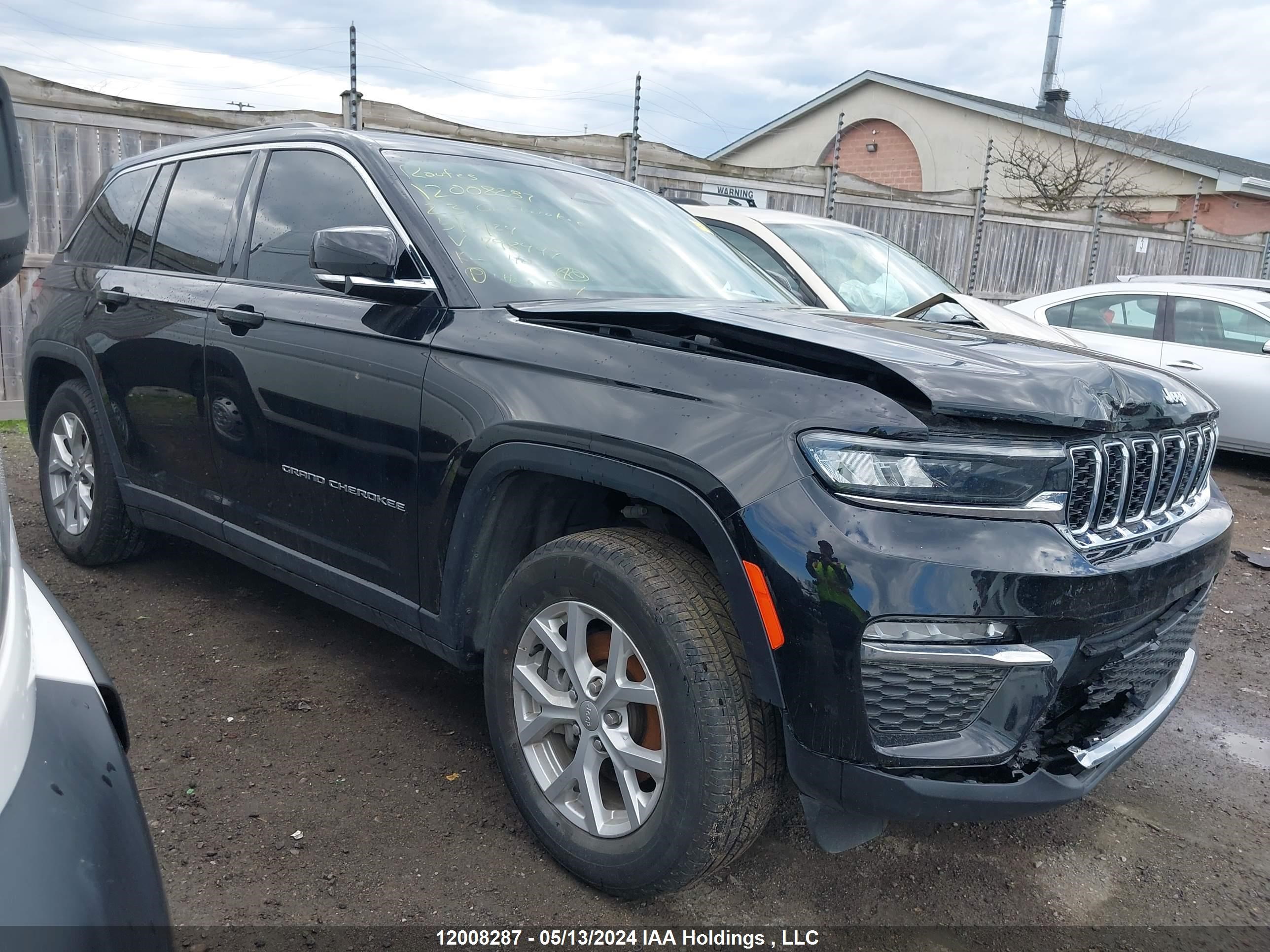 Photo 11 VIN: 1C4RJHBG4P8798947 - JEEP GRAND CHEROKEE 