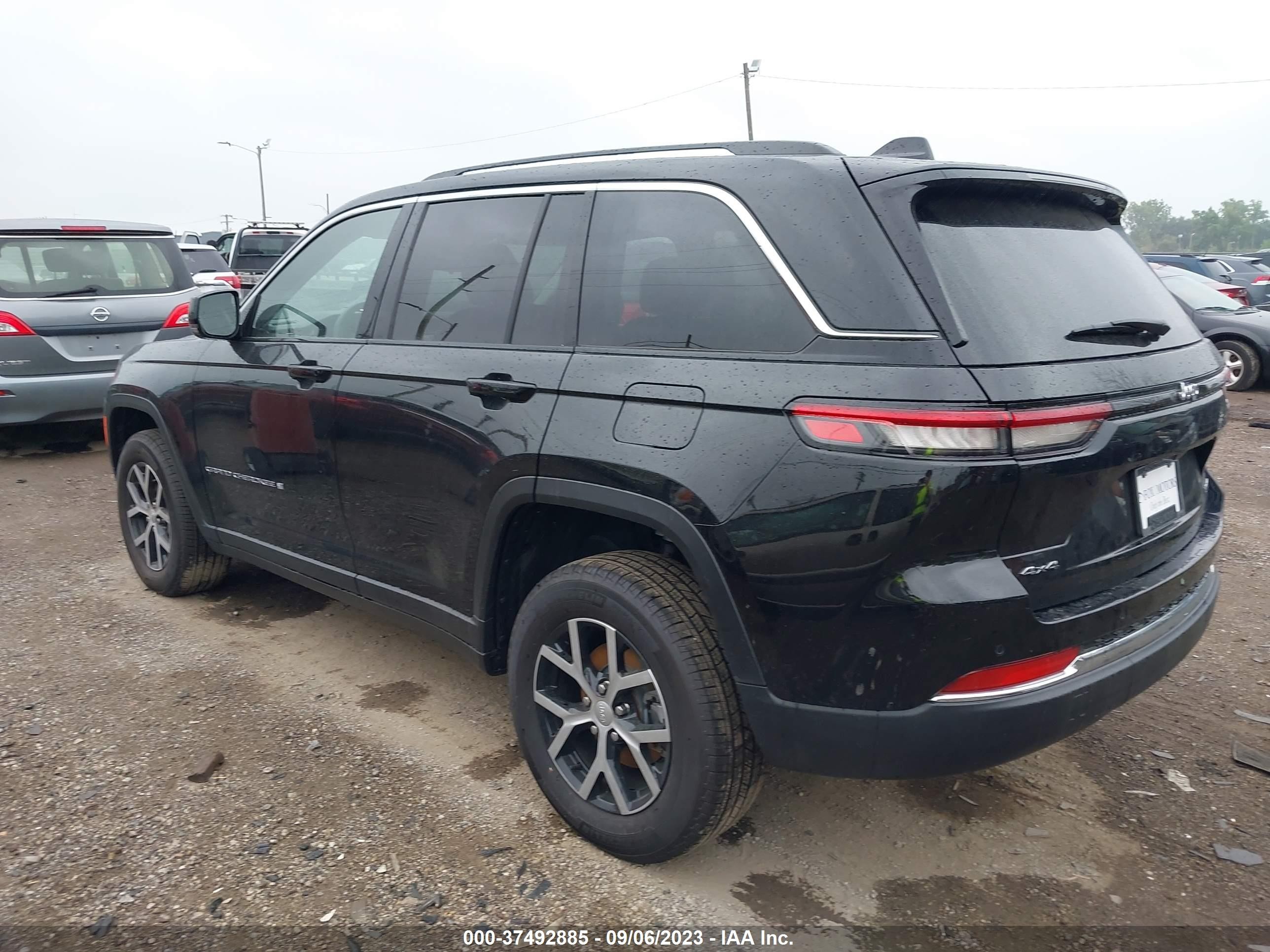 Photo 2 VIN: 1C4RJHBG8PC647199 - JEEP GRAND CHEROKEE 