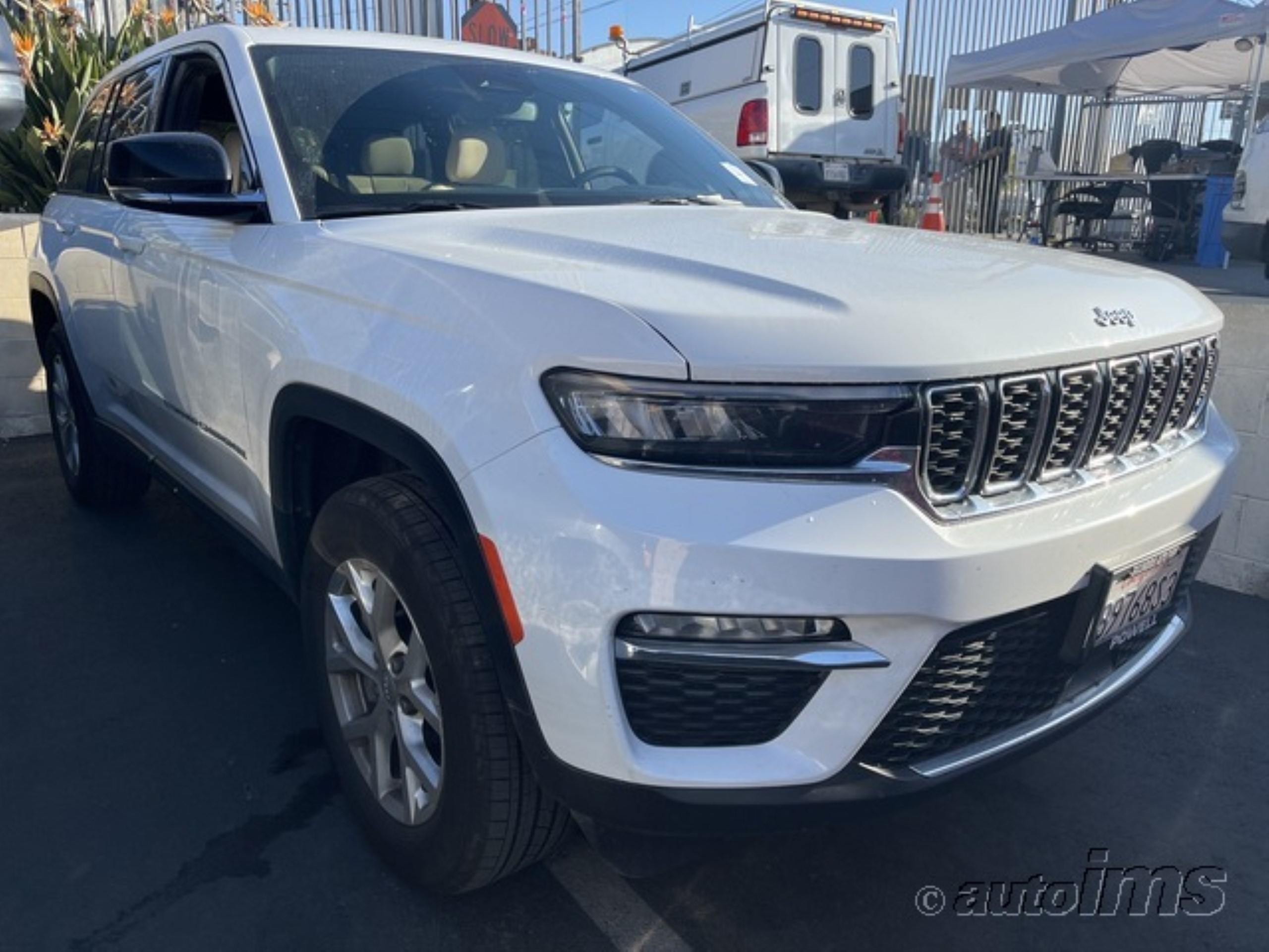 Photo 4 VIN: 1C4RJHBG9PC545524 - JEEP GRAND CHEROKEE 