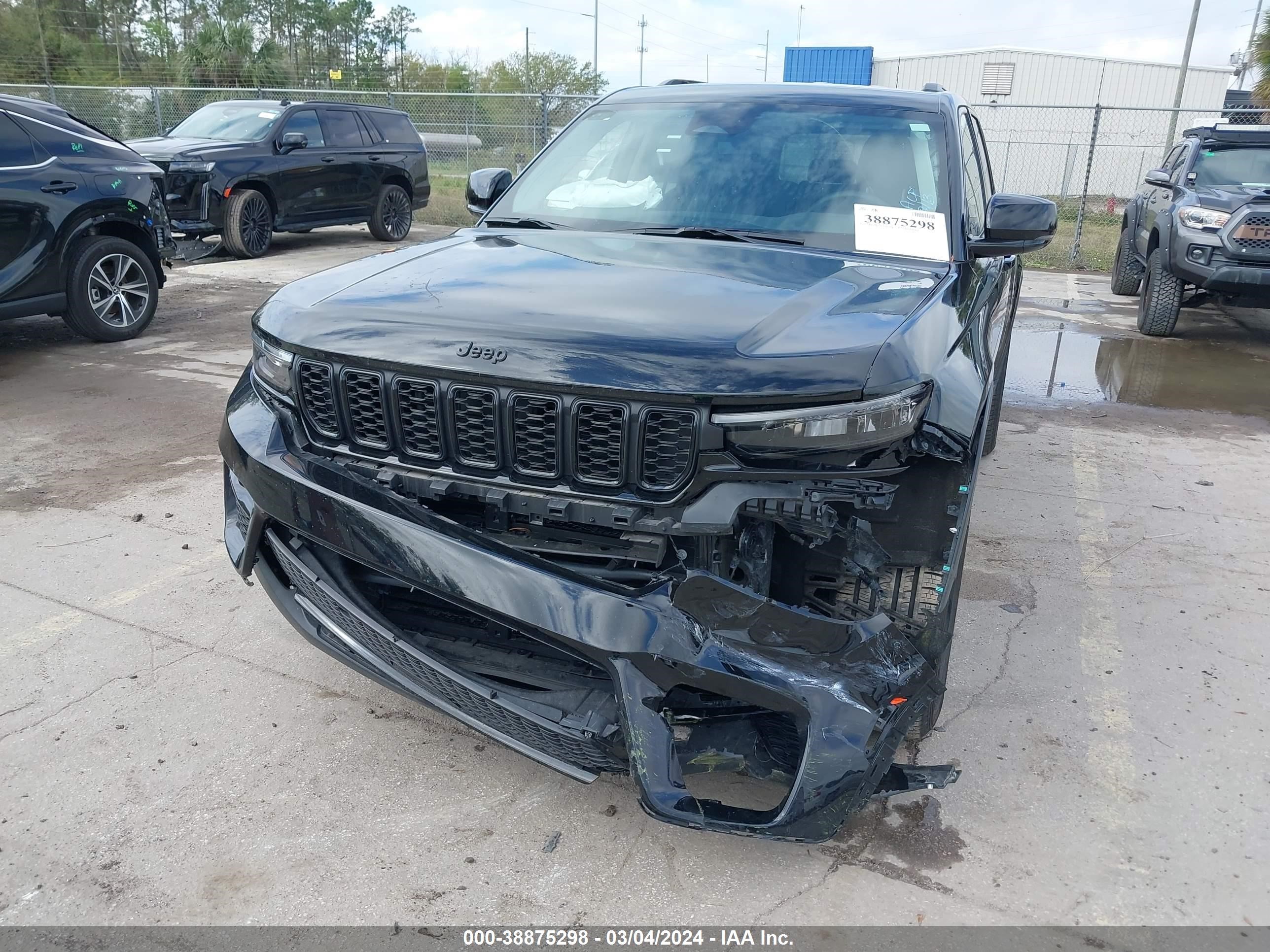 Photo 5 VIN: 1C4RJHBG9PC569175 - JEEP GRAND CHEROKEE 