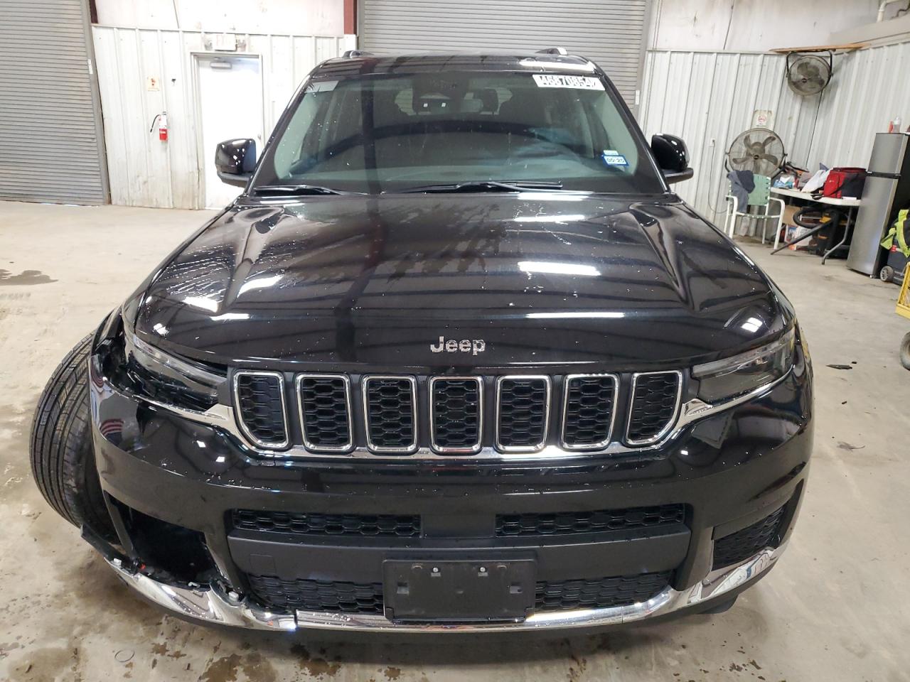 Photo 4 VIN: 1C4RJJAG6P8867050 - JEEP GRAND CHEROKEE 