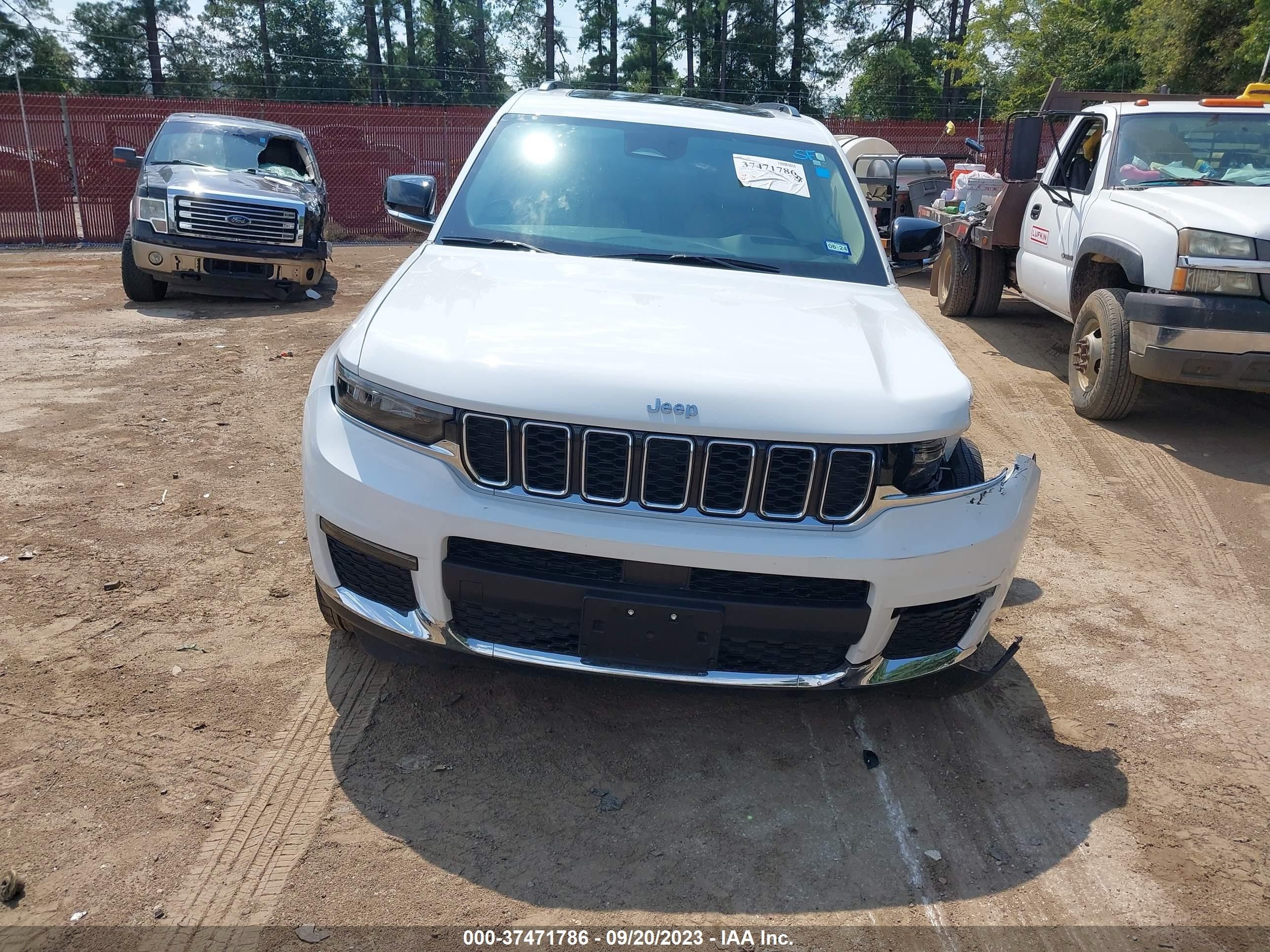 Photo 11 VIN: 1C4RJJBG9N8581611 - JEEP GRAND CHEROKEE 