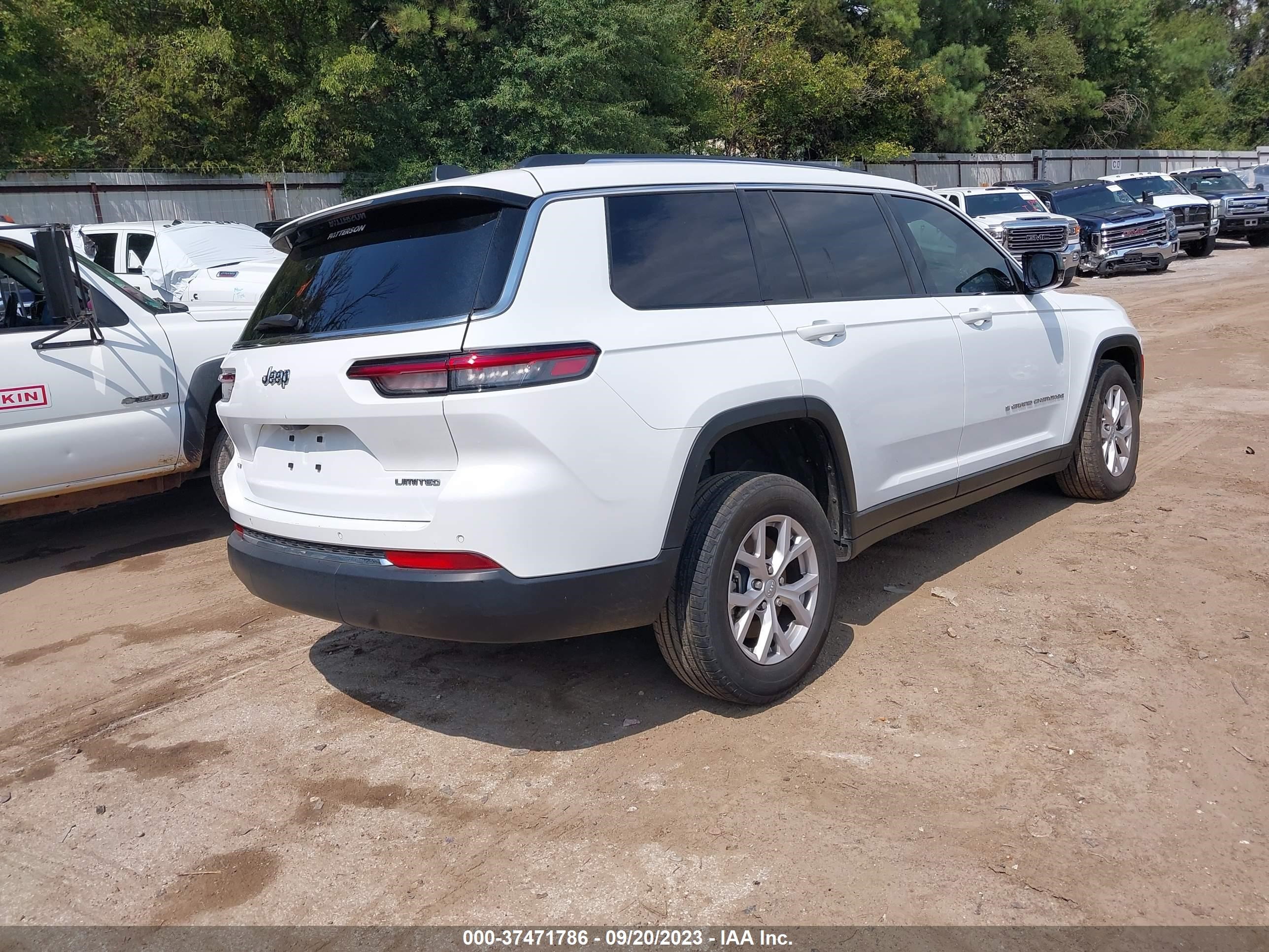 Photo 3 VIN: 1C4RJJBG9N8581611 - JEEP GRAND CHEROKEE 