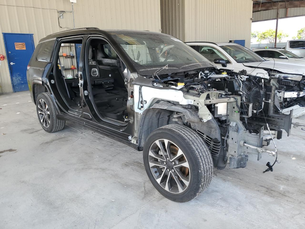 Photo 3 VIN: 1C4RJJDG5N8516932 - JEEP GRAND CHEROKEE 