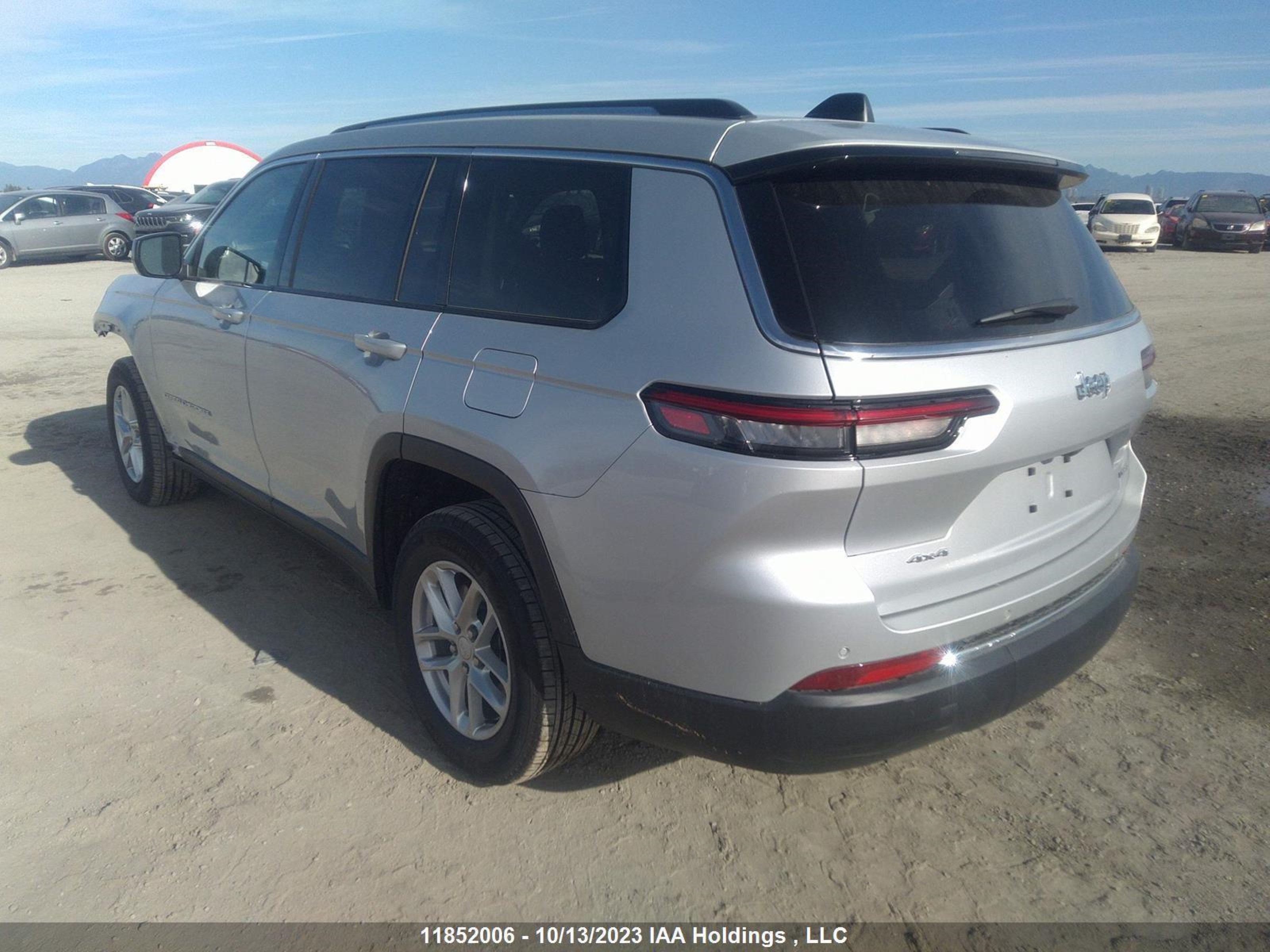 Photo 2 VIN: 1C4RJKAG2P8866208 - JEEP GRAND CHEROKEE 