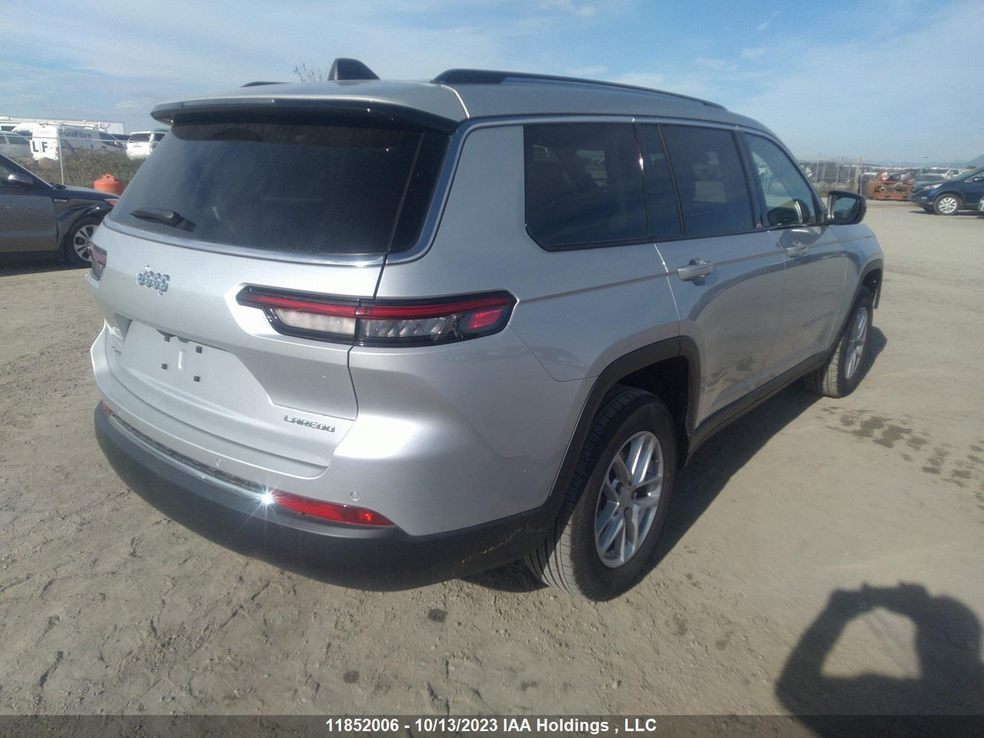 Photo 3 VIN: 1C4RJKAG2P8866208 - JEEP GRAND CHEROKEE 