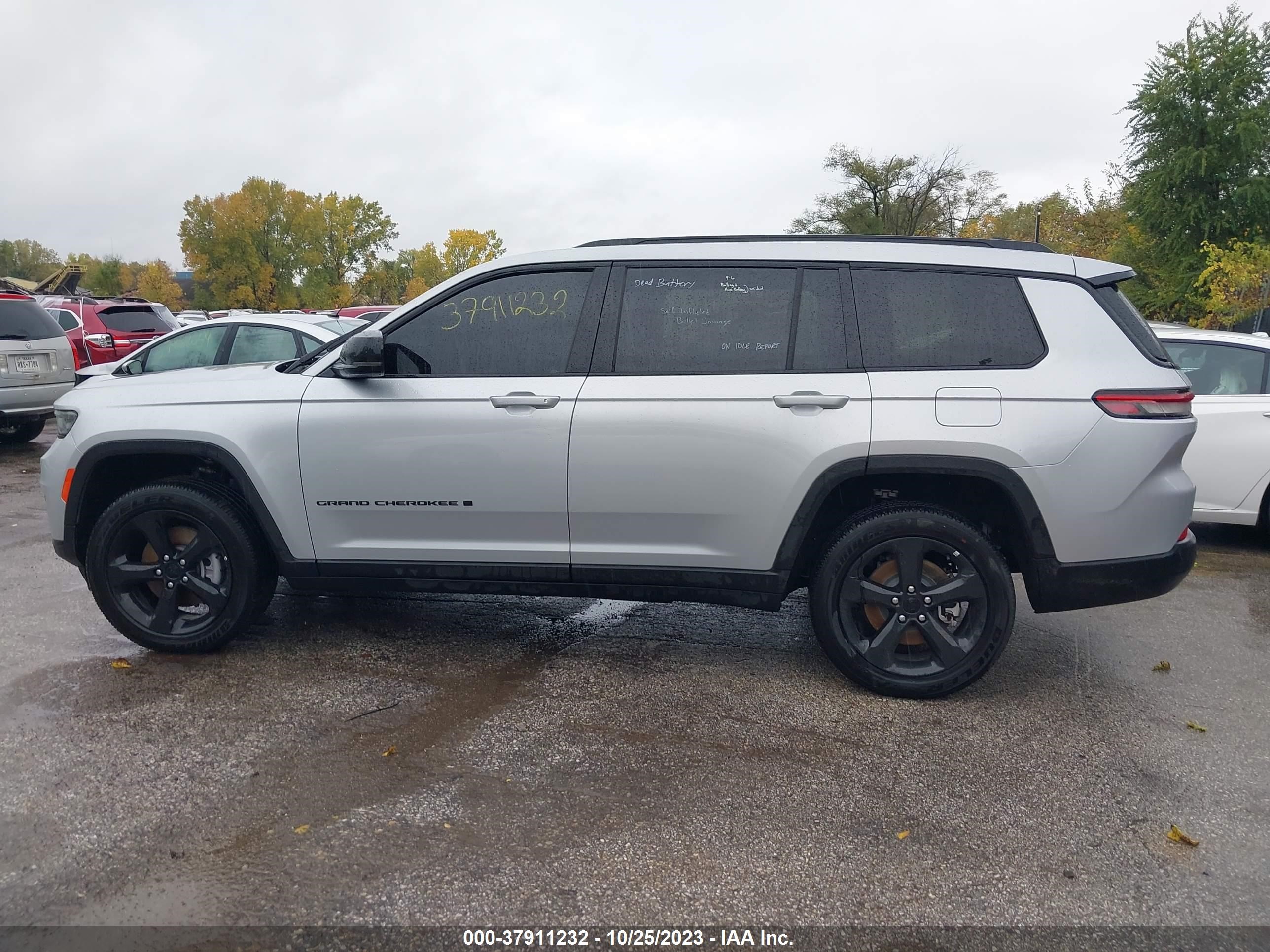 Photo 14 VIN: 1C4RJKAG7P8828666 - JEEP GRAND CHEROKEE 