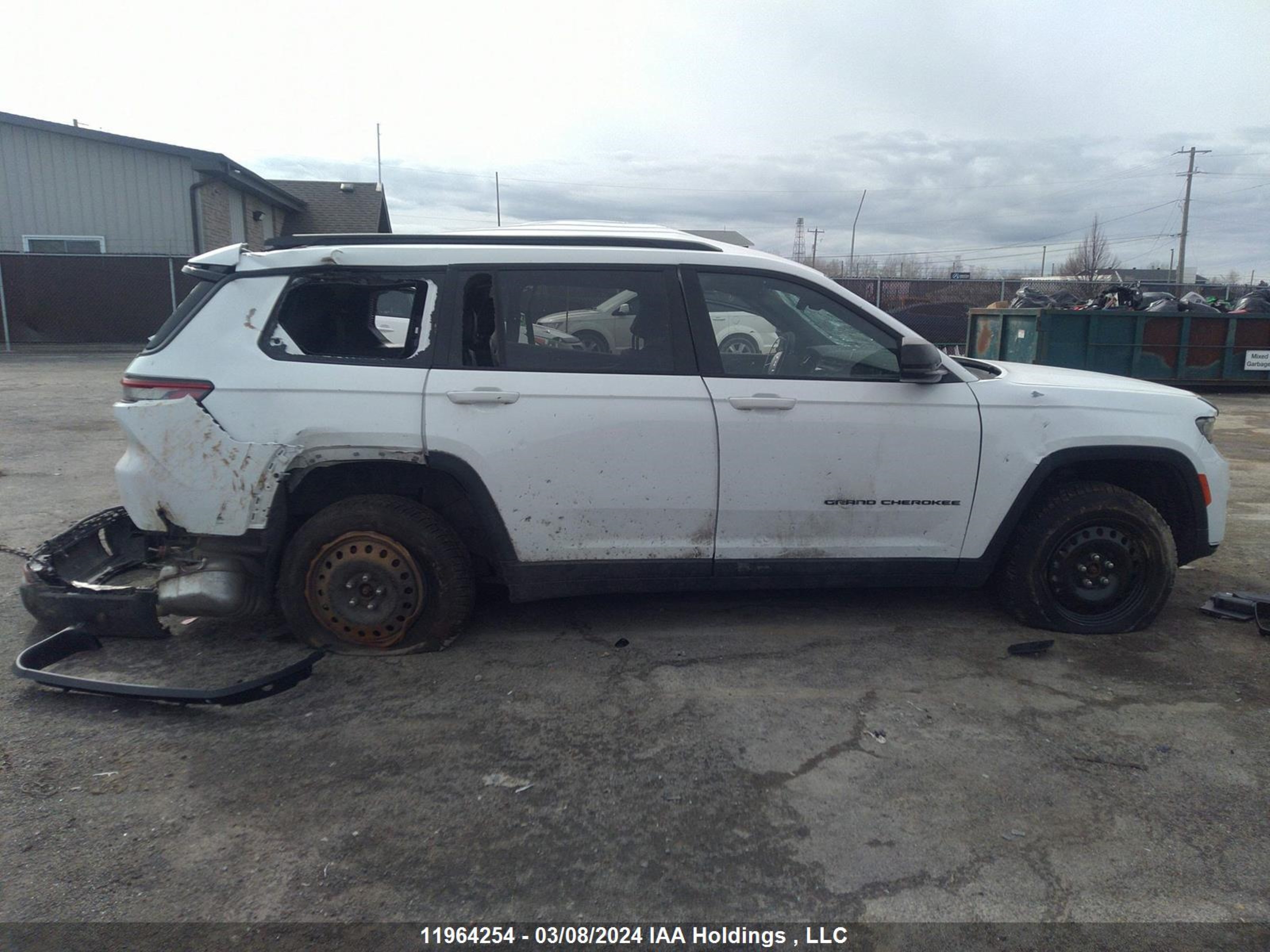 Photo 13 VIN: 1C4RJKAGXP8829617 - JEEP GRAND CHEROKEE 