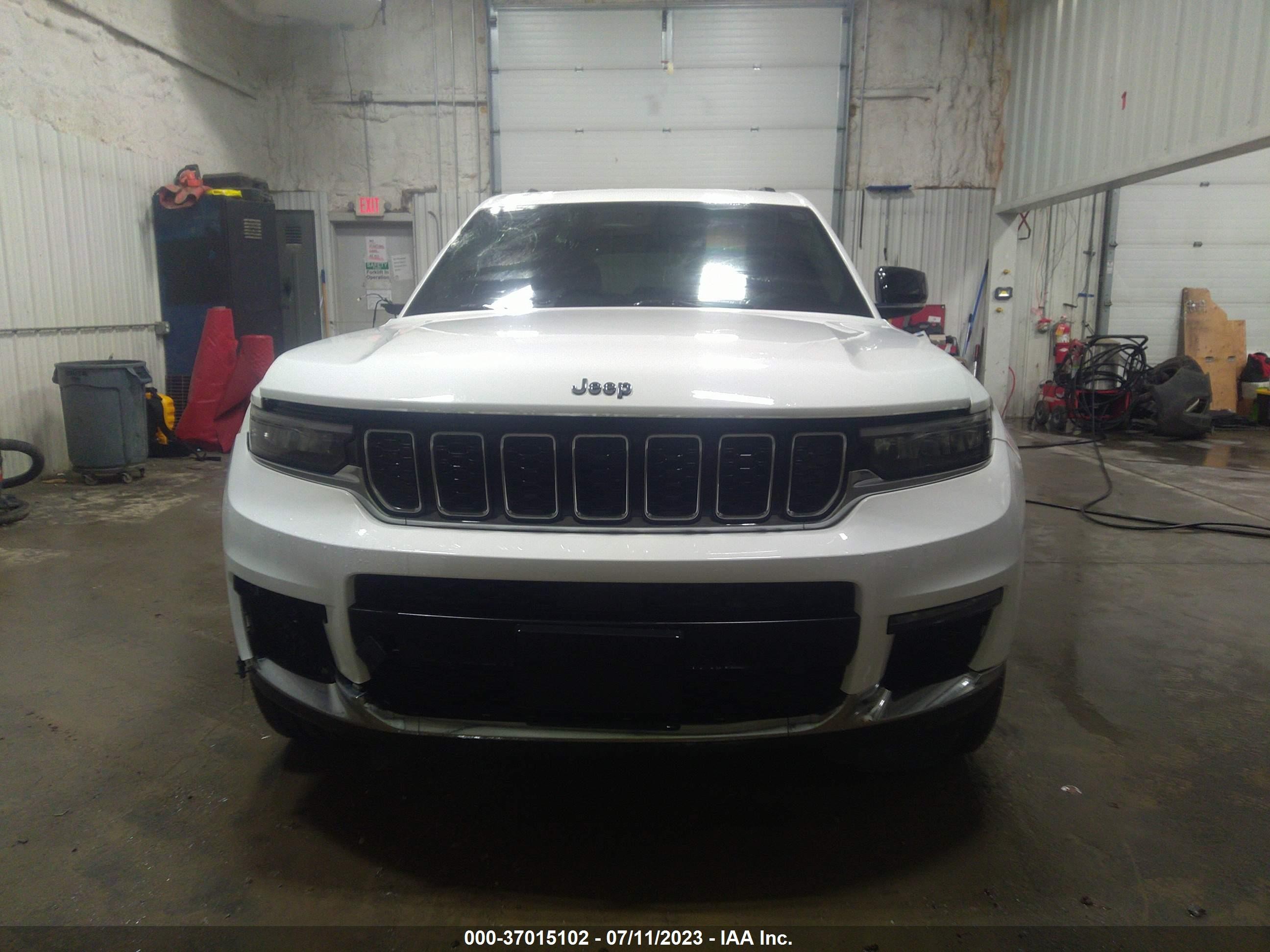 Photo 11 VIN: 1C4RJKBG5M8200938 - JEEP GRAND CHEROKEE 