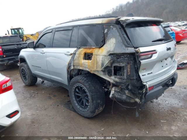 Photo 2 VIN: 1C4RJKBG8N8564563 - JEEP GRAND CHEROKEE L 