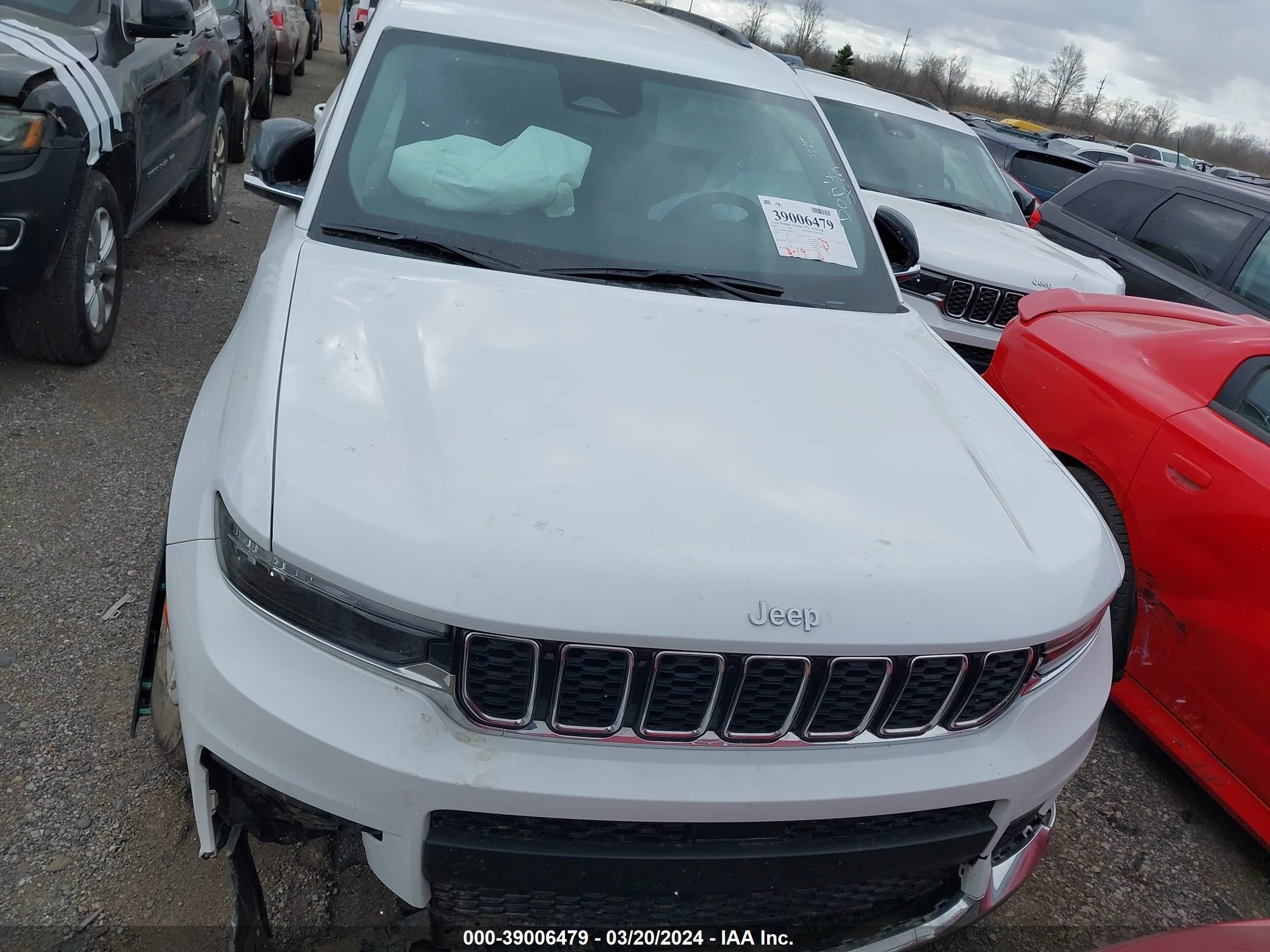 Photo 11 VIN: 1C4RJKBG8P8881536 - JEEP GRAND CHEROKEE 