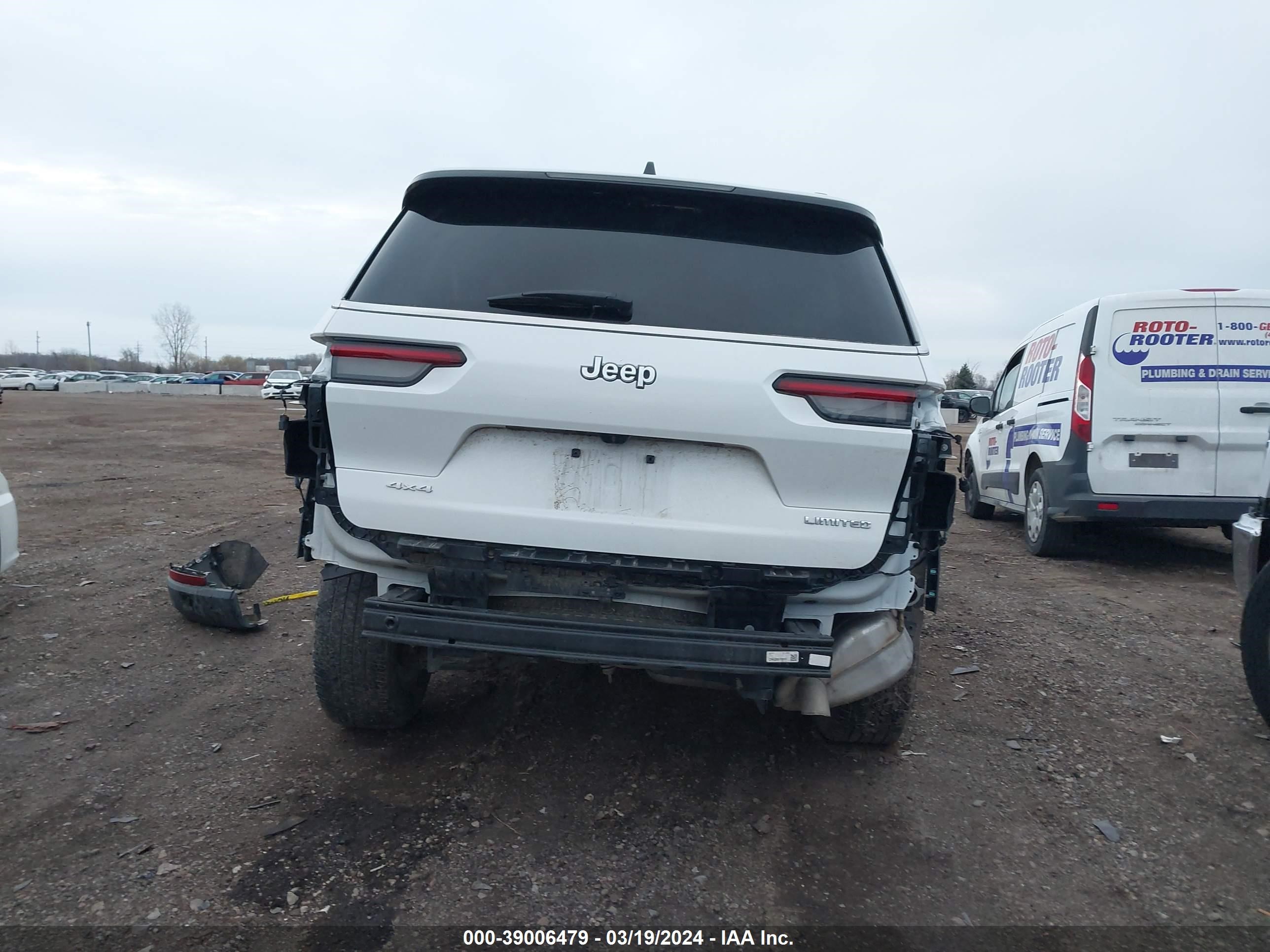 Photo 15 VIN: 1C4RJKBG8P8881536 - JEEP GRAND CHEROKEE 