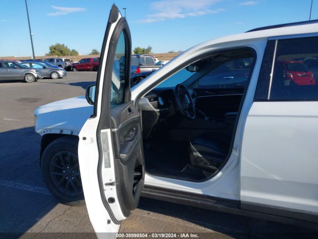 Photo 4 VIN: 1C4RJKBGXM8188396 - JEEP GRAND CHEROKEE 