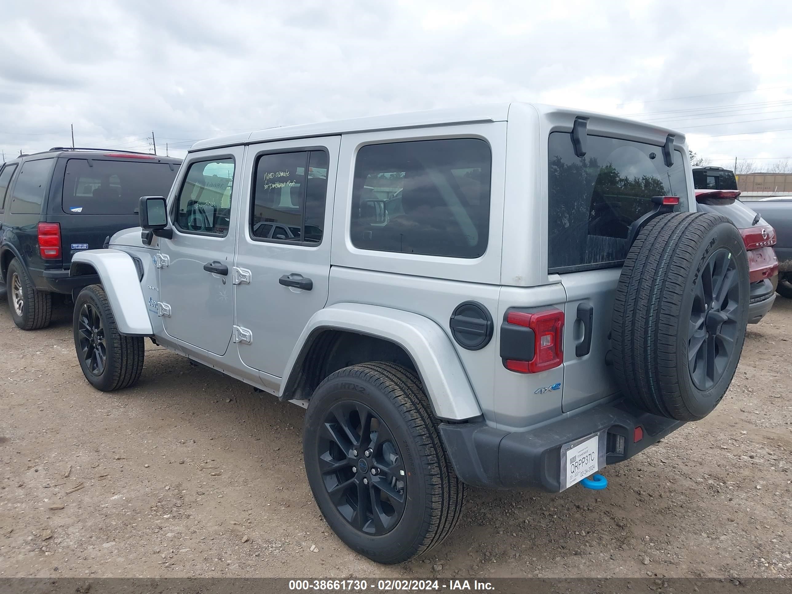 Photo 13 VIN: 1C4RJXP68RW238633 - JEEP WRANGLER 