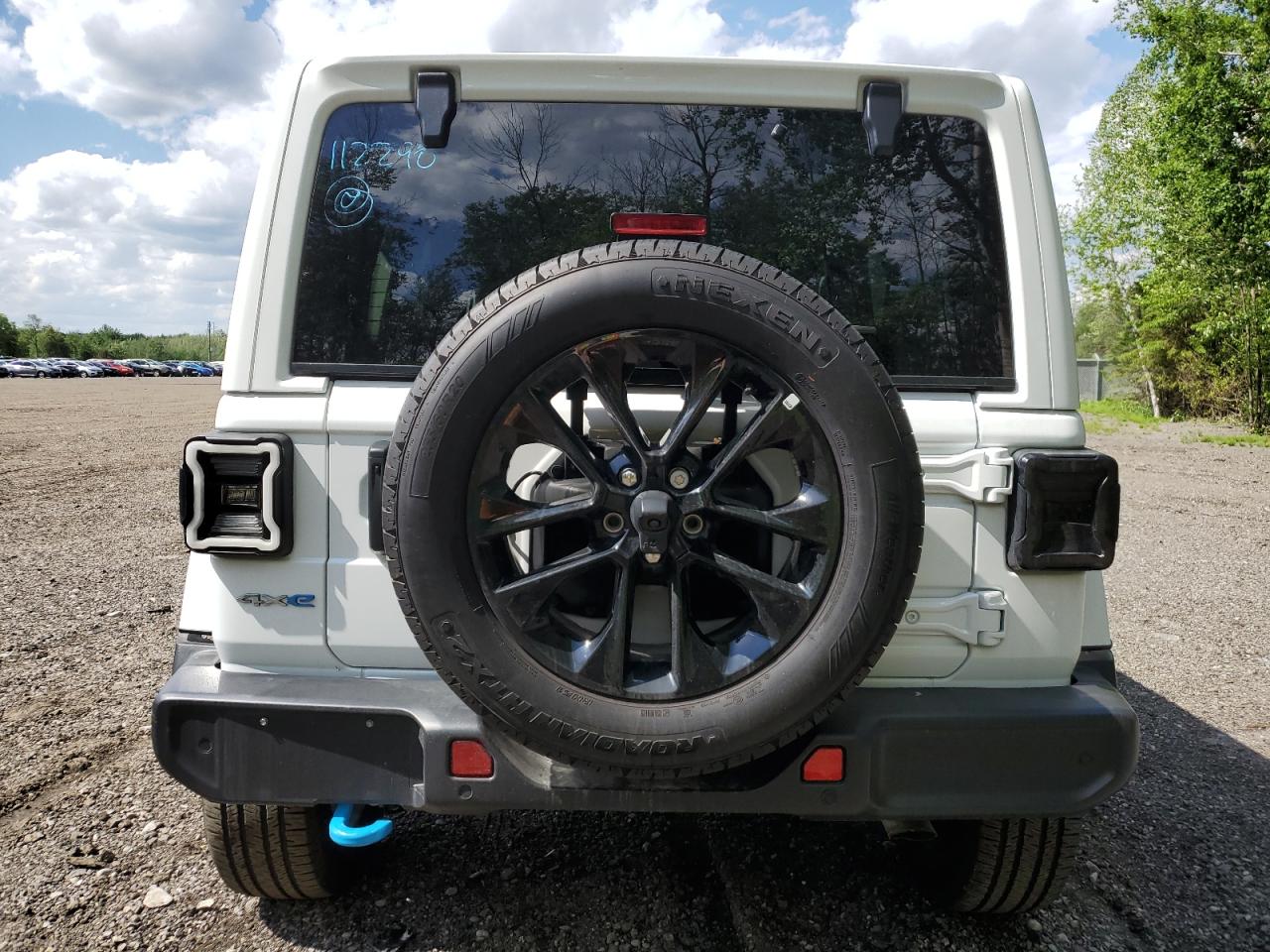 Photo 5 VIN: 1C4RJXP6XRW112290 - JEEP WRANGLER 