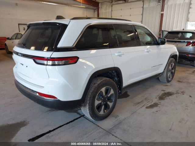 Photo 3 VIN: 1C4RJYB60RC206760 - JEEP GRAND CHEROKEE 