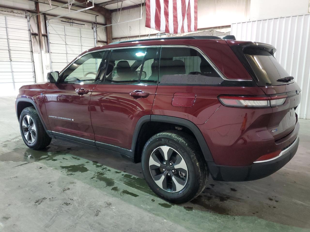 Photo 1 VIN: 1C4RJYB62R8518999 - JEEP GRAND CHEROKEE 