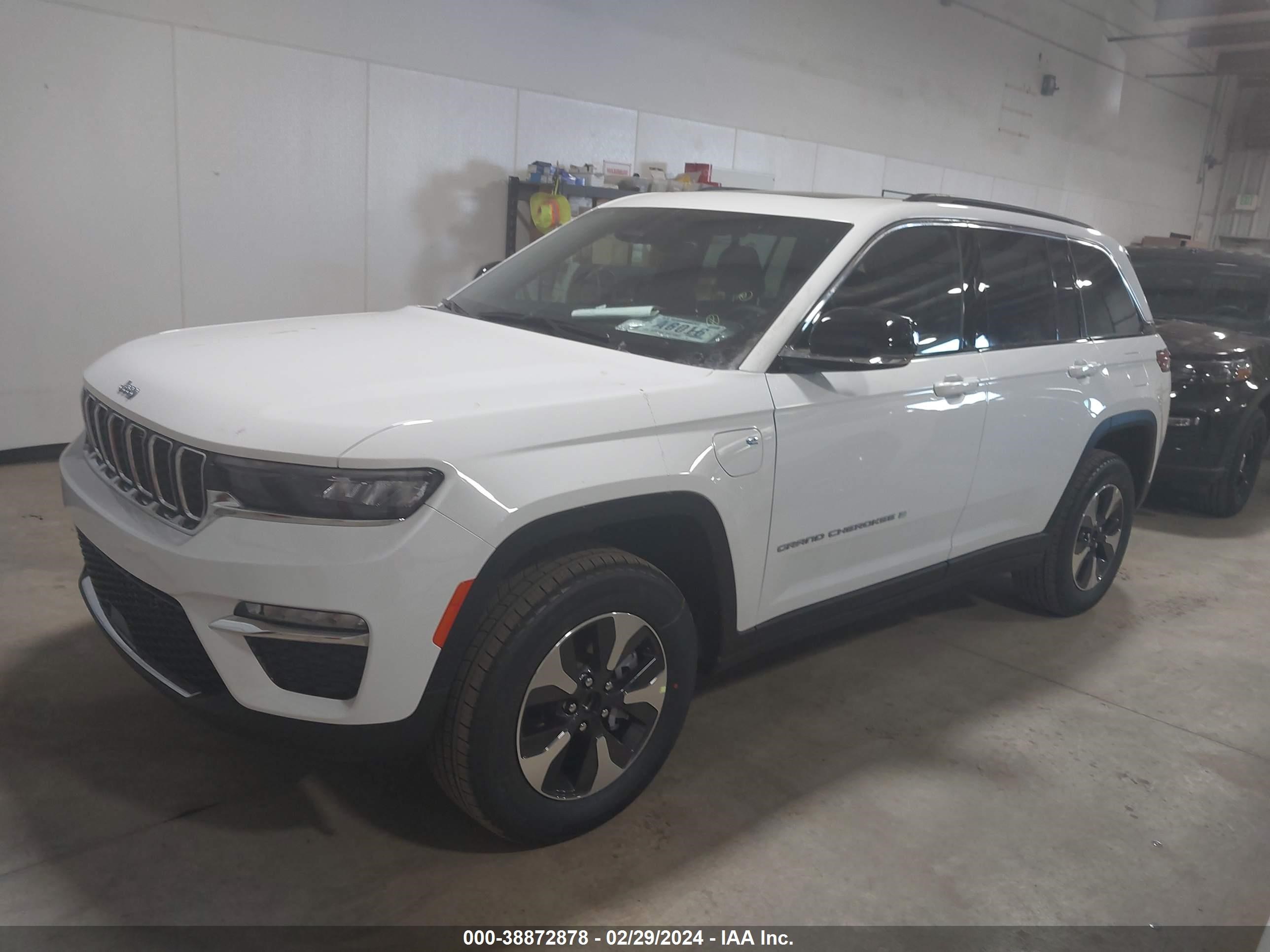 Photo 1 VIN: 1C4RJYB63RC148871 - JEEP GRAND CHEROKEE 