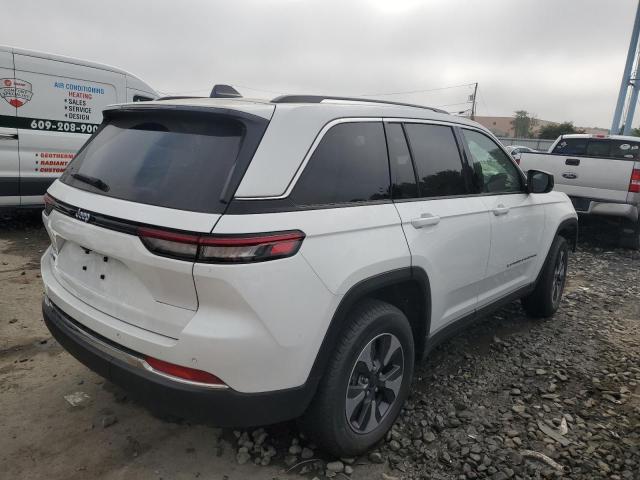 Photo 2 VIN: 1C4RJYB64N8755973 - JEEP GRAND CHEROKEE 