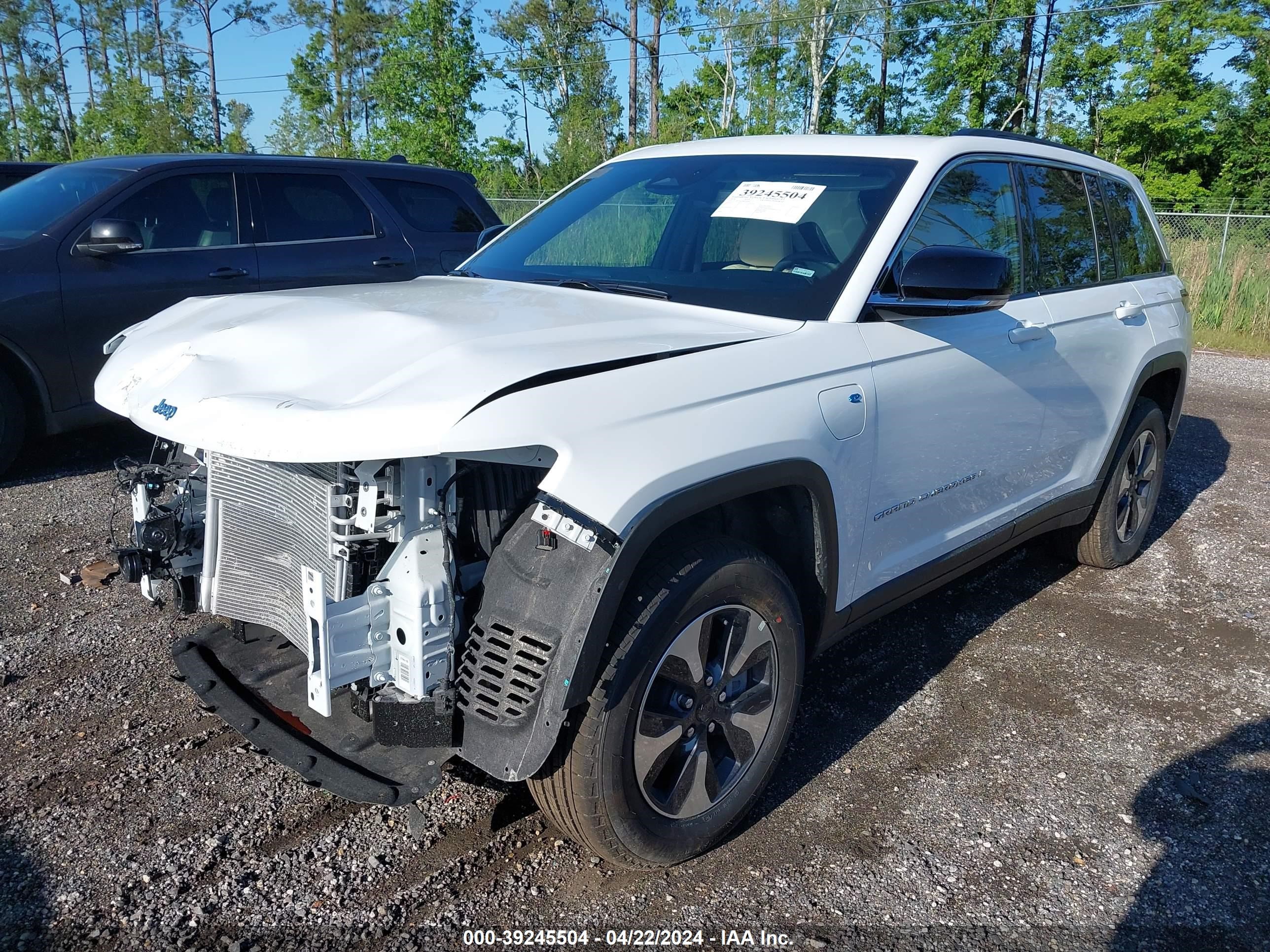 Photo 1 VIN: 1C4RJYB65R8516406 - JEEP GRAND CHEROKEE 