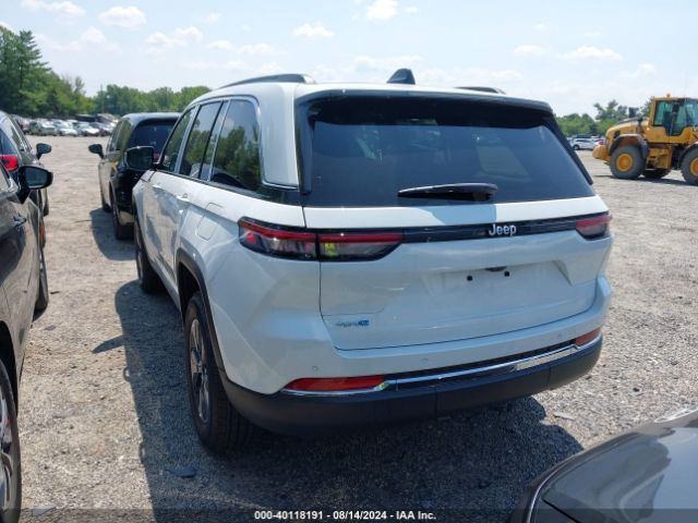 Photo 2 VIN: 1C4RJYB68RC206702 - JEEP GRAND CHEROKEE 