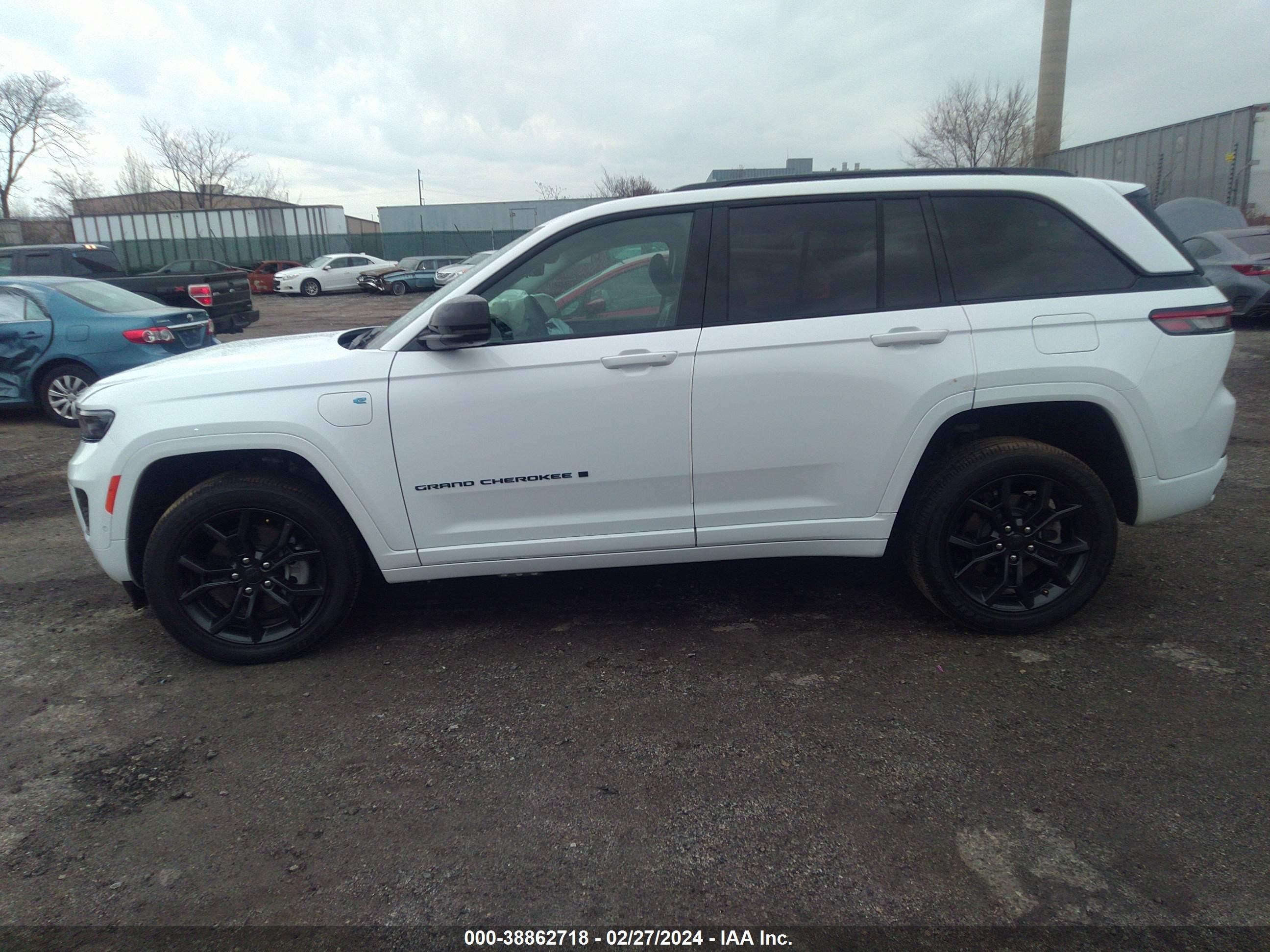 Photo 13 VIN: 1C4RJYB6XR8955617 - JEEP GRAND CHEROKEE 