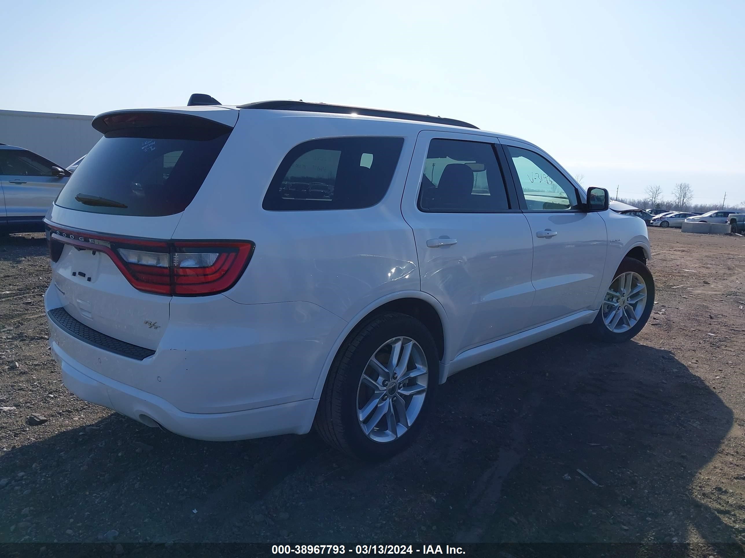 Photo 3 VIN: 1C4SDHCT2PC553193 - DODGE DURANGO 