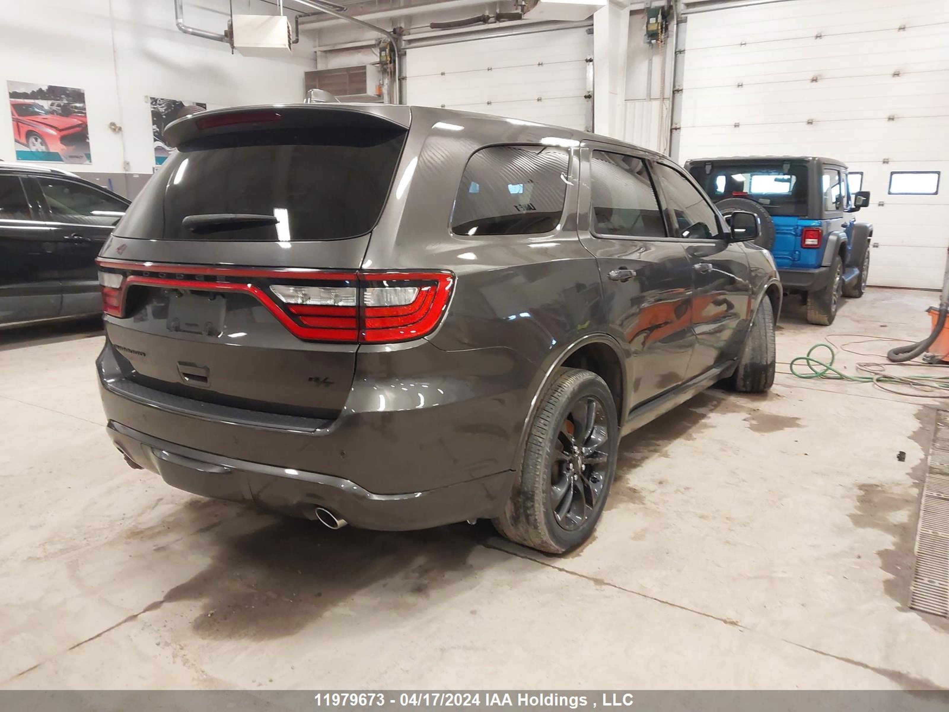 Photo 3 VIN: 1C4SDJCT3MC715500 - DODGE DURANGO 