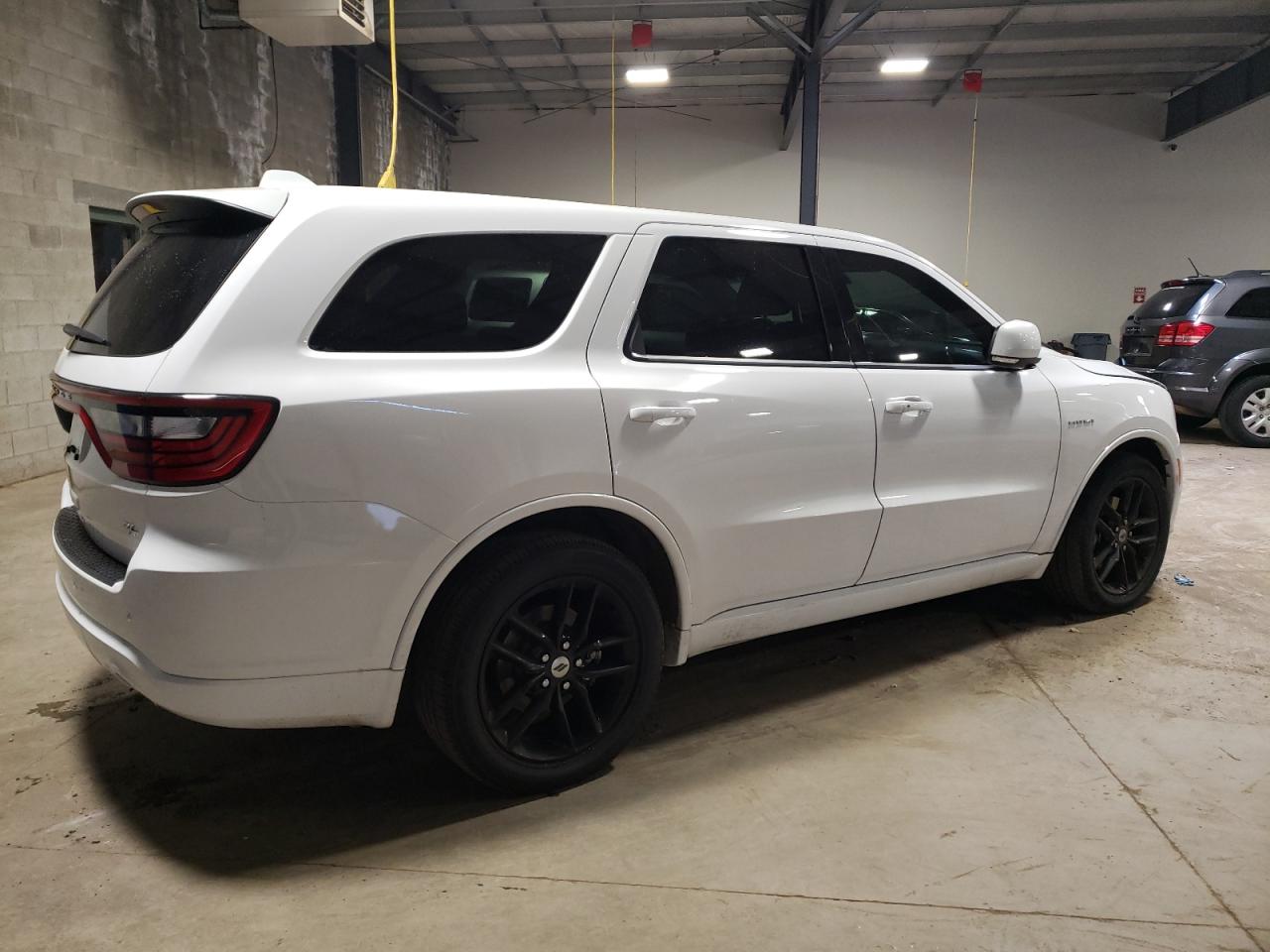 Photo 2 VIN: 1C4SDJCTXMC555647 - DODGE DURANGO 