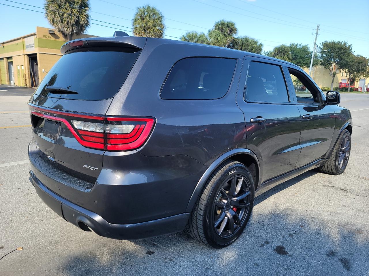 Photo 3 VIN: 1C4SDJGJ7JC209592 - DODGE DURANGO 